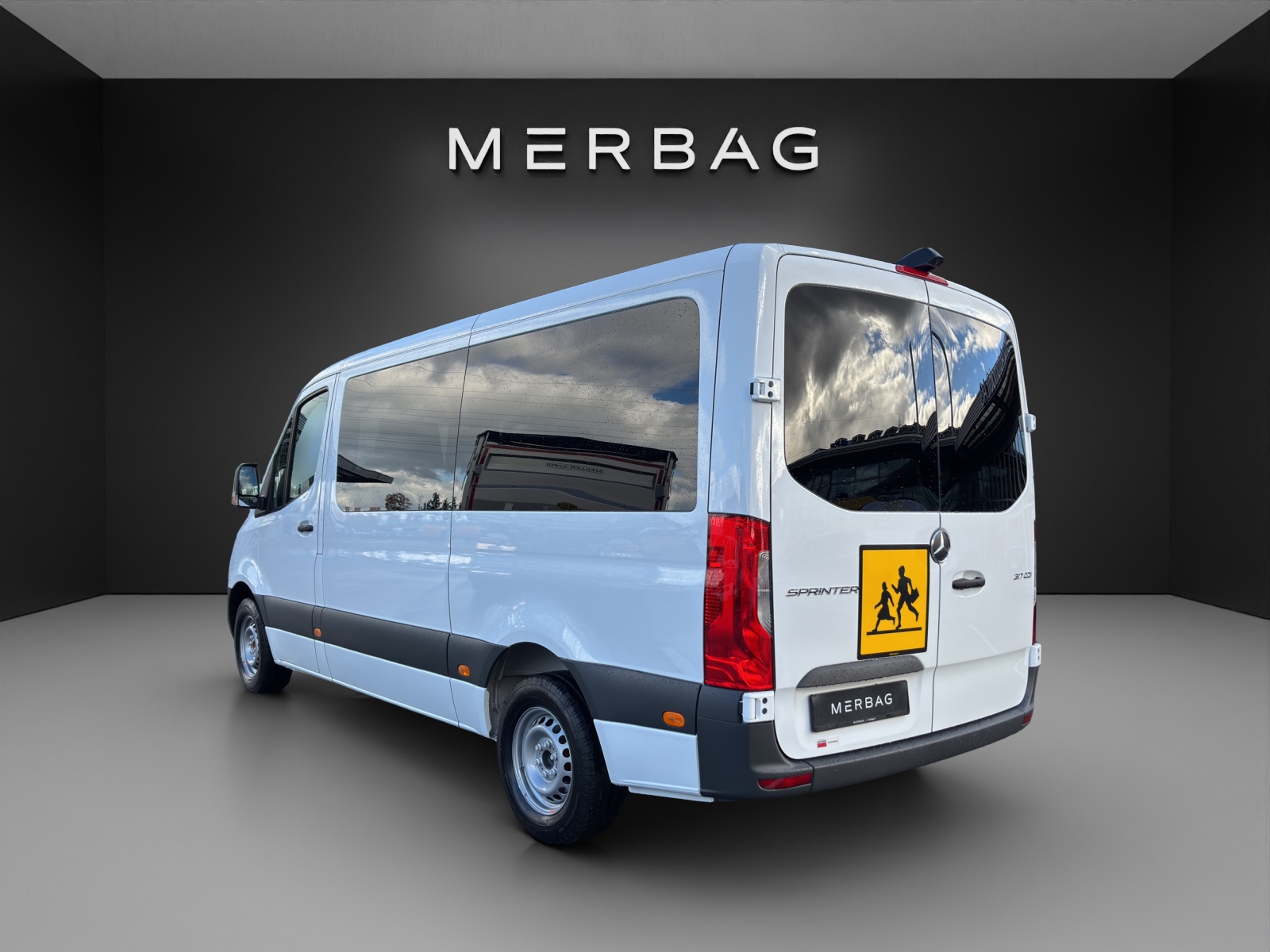 MERCEDES-BENZ Sprinter 317 CDI Standard 9G-TRONIC - 4
