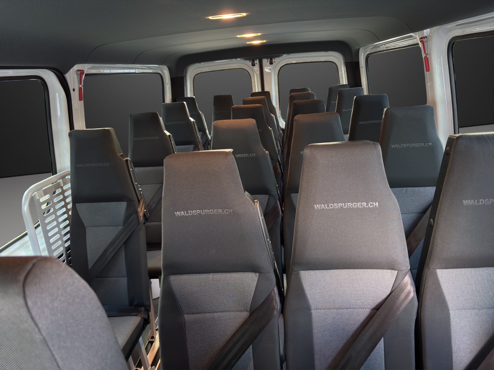 MERCEDES-BENZ Sprinter 317 CDI Standard 9G-TRONIC - 10