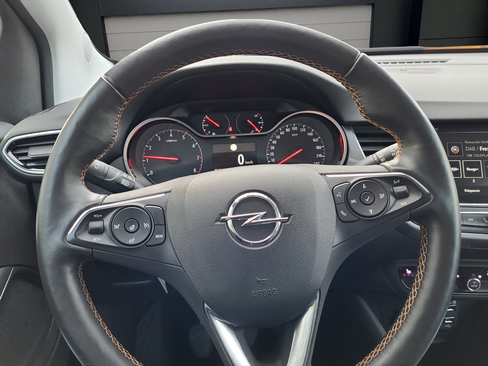 OPEL Crossland X 1.2i Ultimate - 7