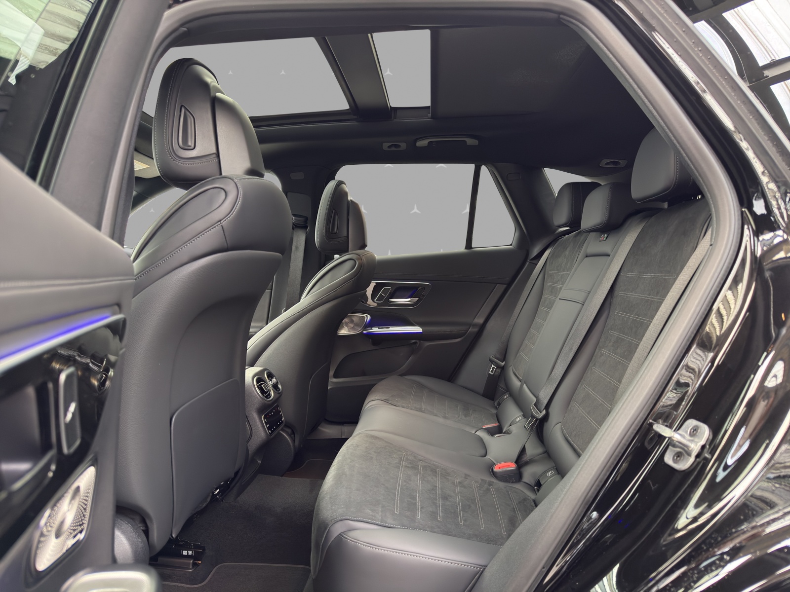 MERCEDES-BENZ GLC 300 e 4Matic EQ Star 9G-Tronic - 14