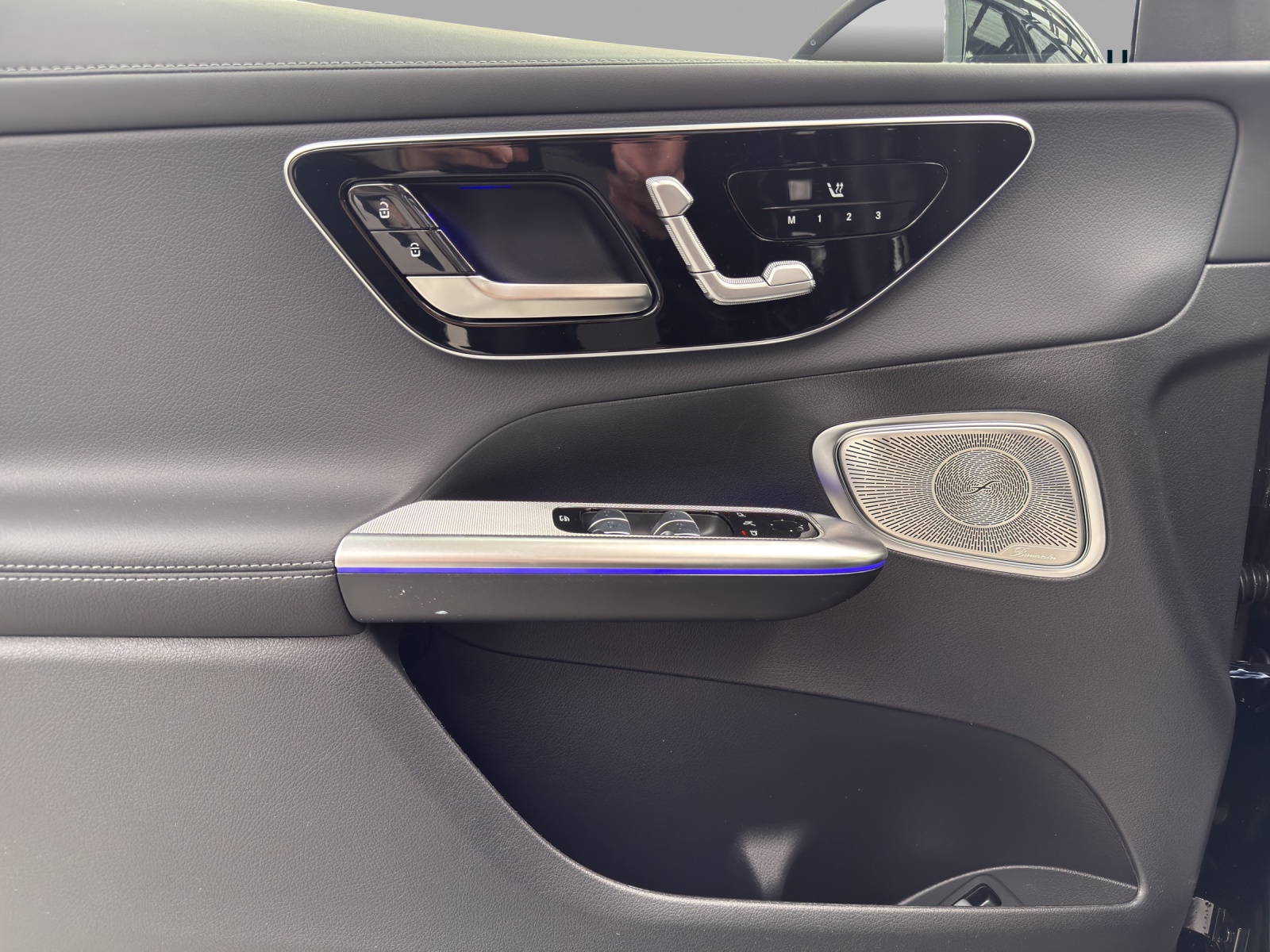 MERCEDES-BENZ GLC 300 e 4Matic EQ Star 9G-Tronic - 13