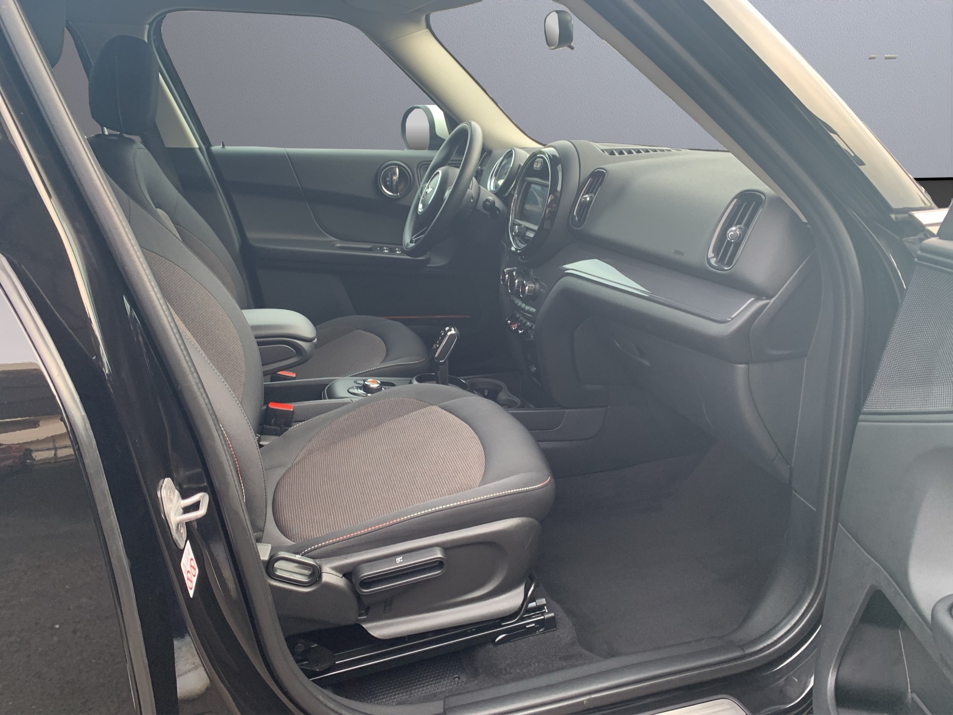 MINI Countryman Cooper FWD Steptronic DKG - 16