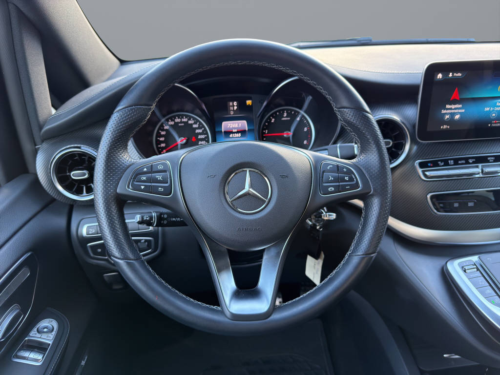 MERCEDES-BENZ V 300 d Swiss Ed. lang 4matic Van - 10