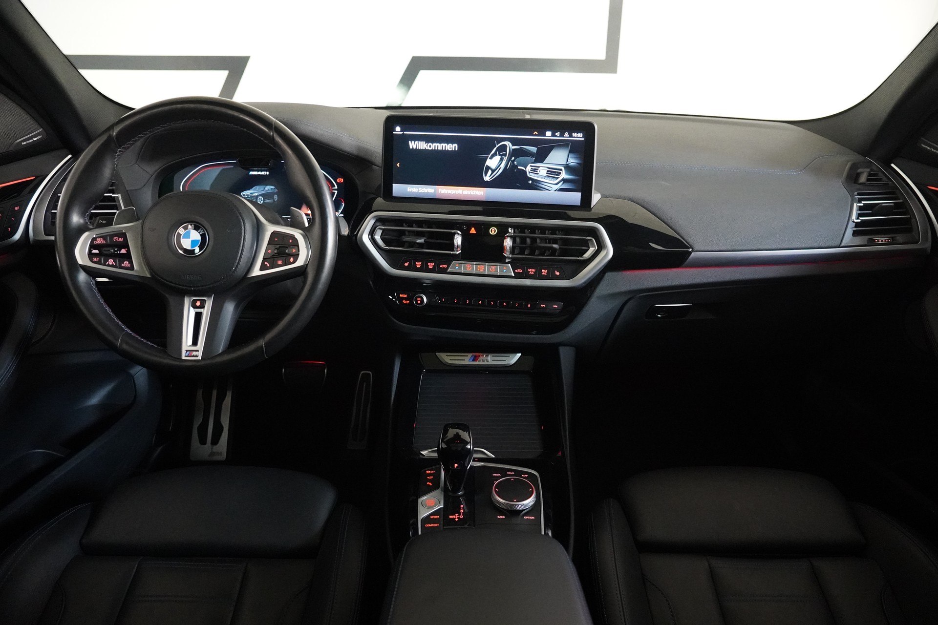 BMW X3 M40i Travel - 18