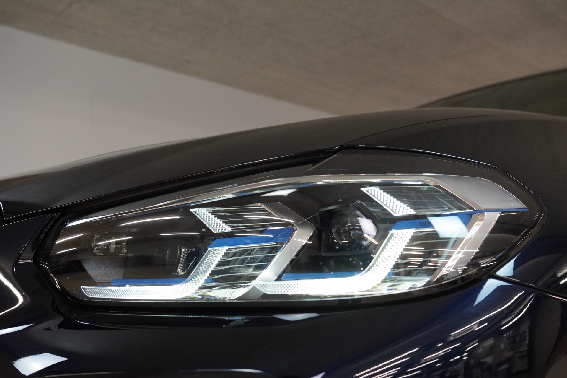 BMW X3 M40i Travel - 9