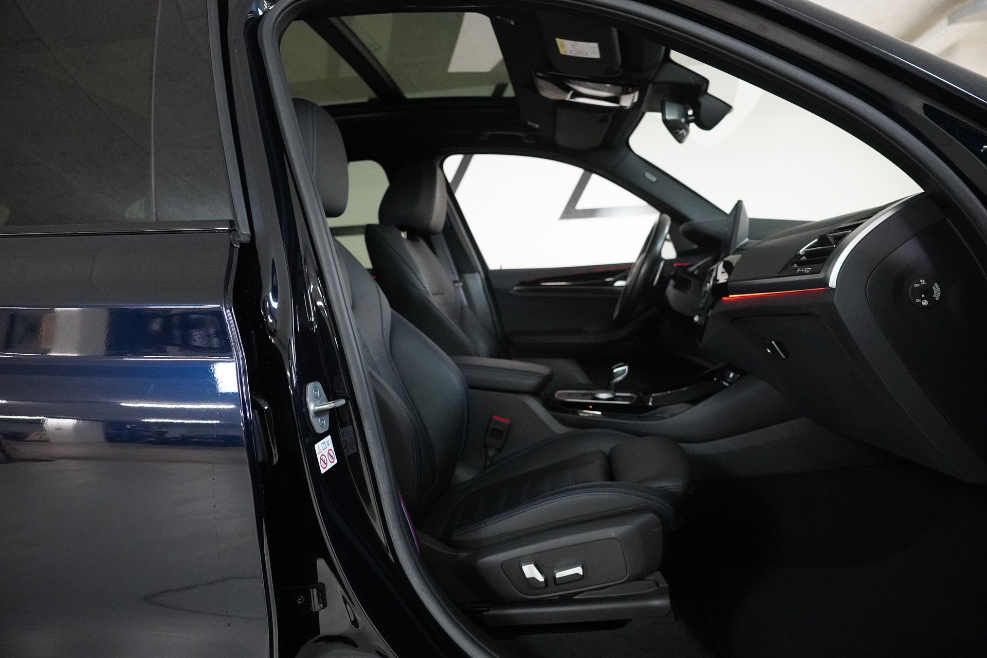 BMW X3 M40i Travel - 14