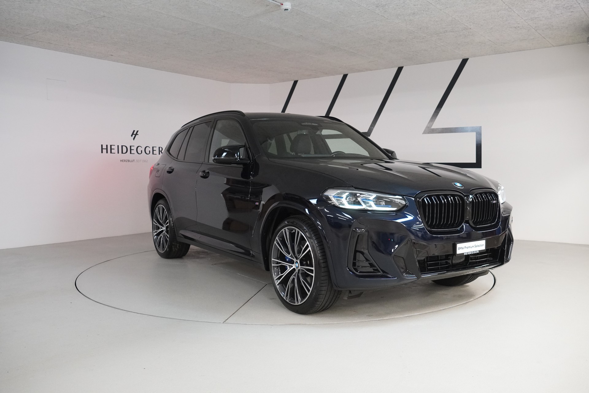 BMW X3 M40i Travel - 3