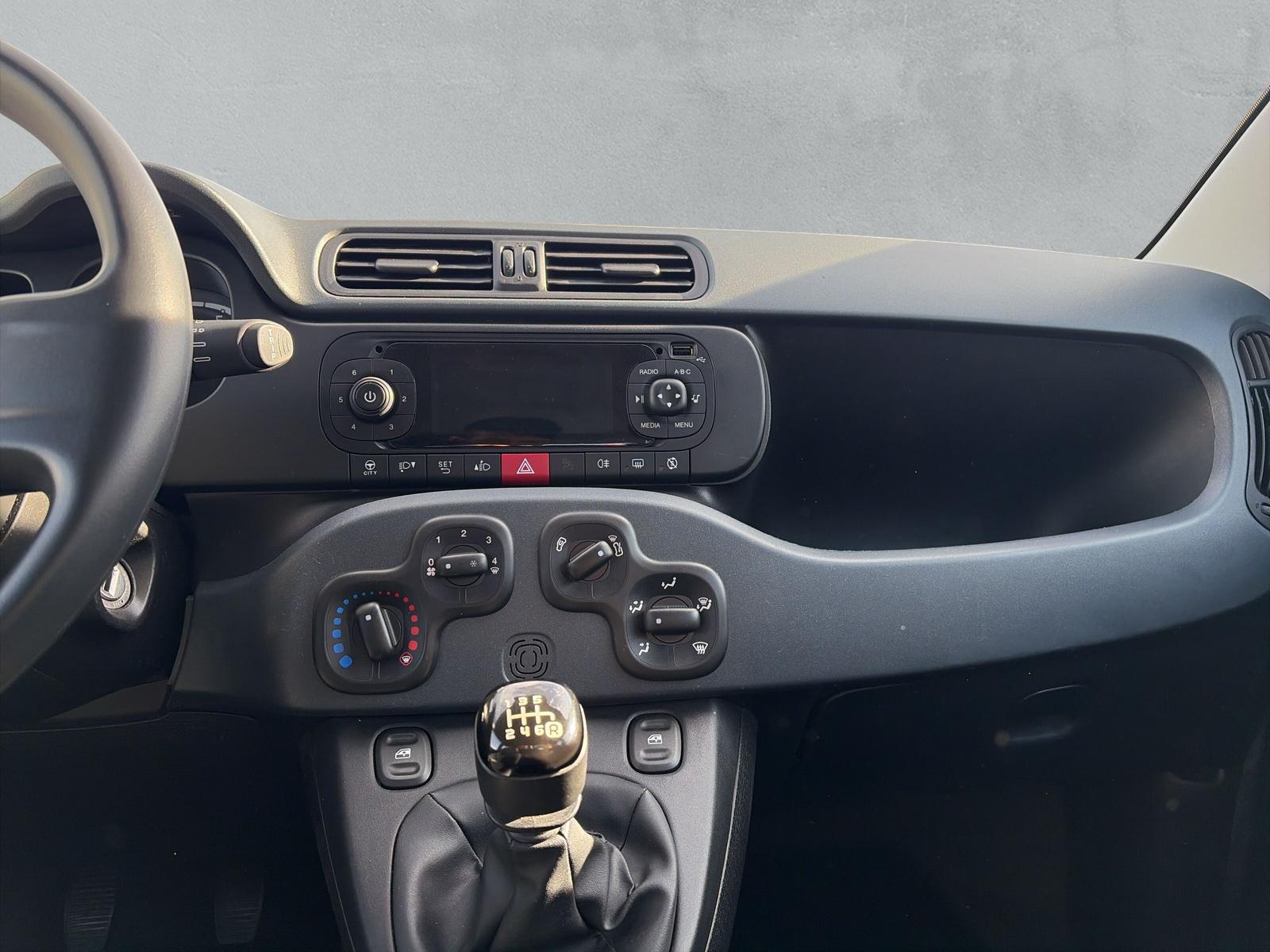 FIAT Panda 1.0 Hybrid Cool - 14