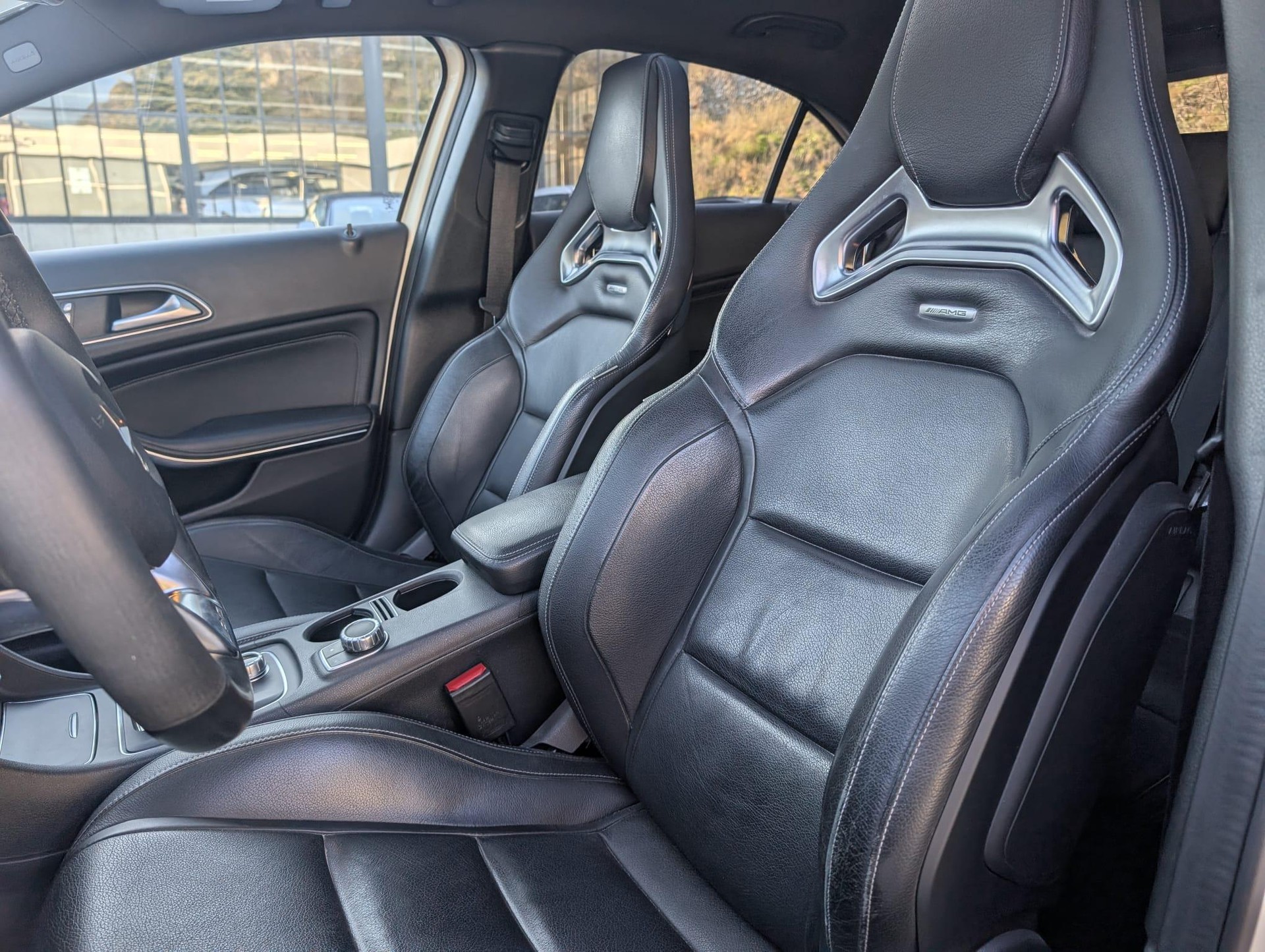 MERCEDES-BENZ A 45 AMG 4m - 15