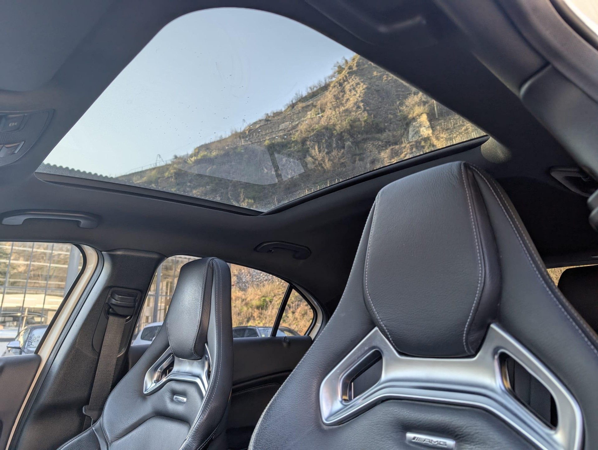 MERCEDES-BENZ A 45 AMG 4m - 17