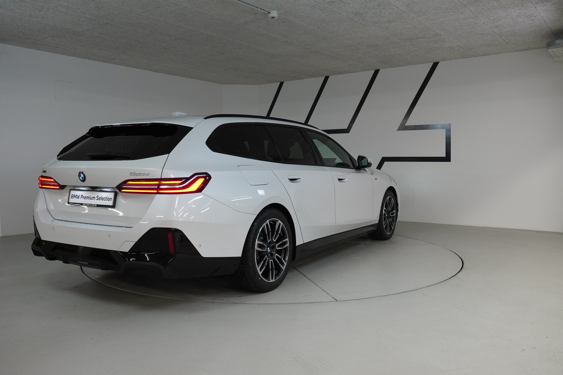 BMW 520d xDrive 48V Touring M Sport Steptronic - 7