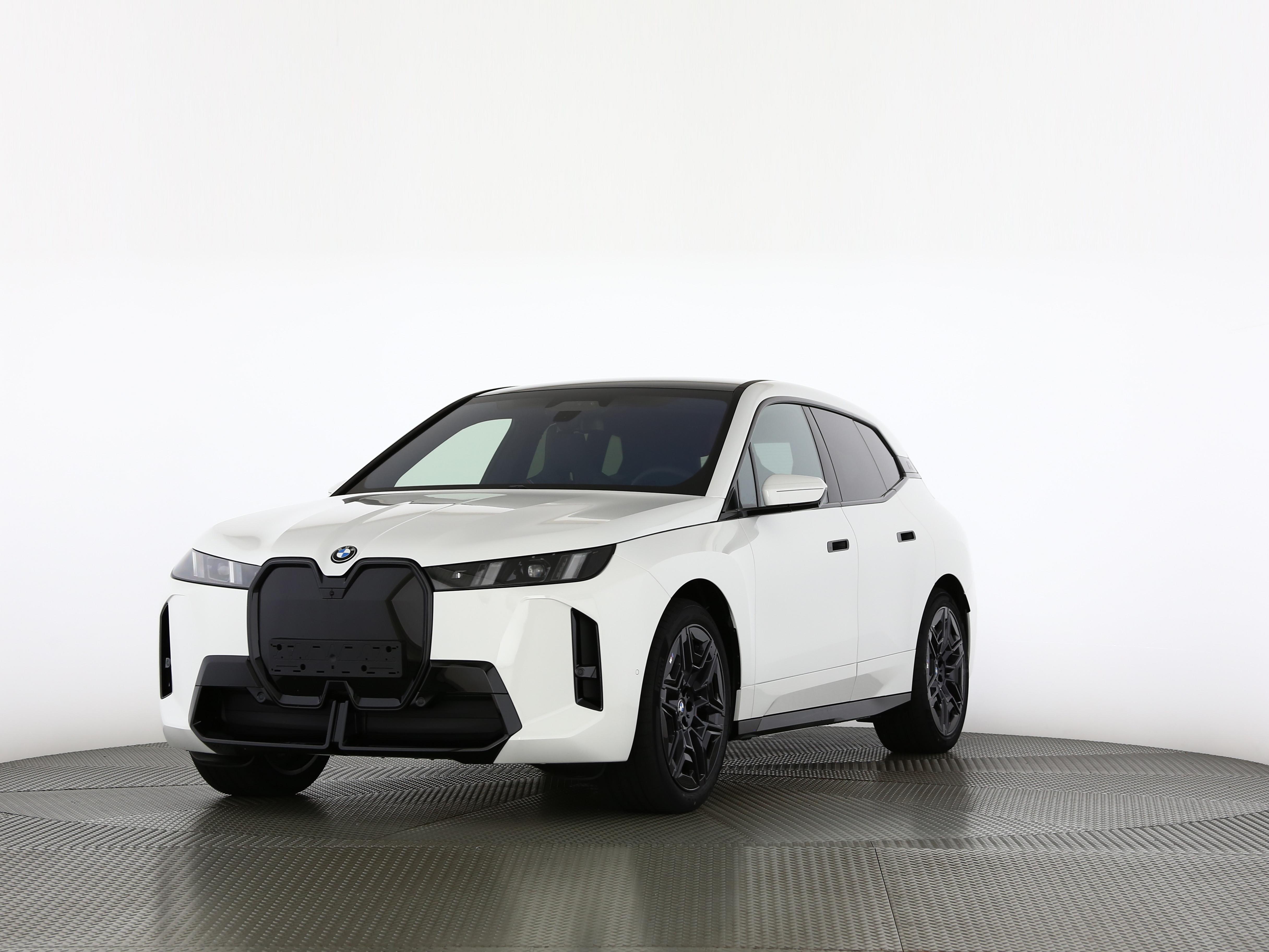 iX xDrive60