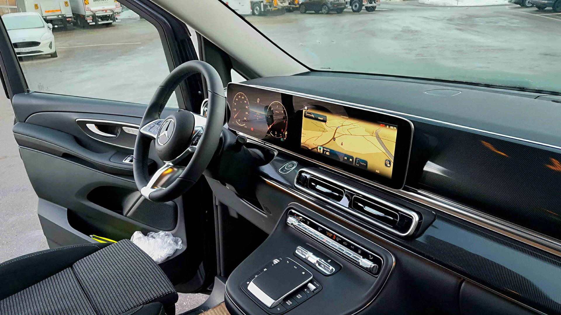 MERCEDES-BENZ V 250d Style L 4x4 - 11