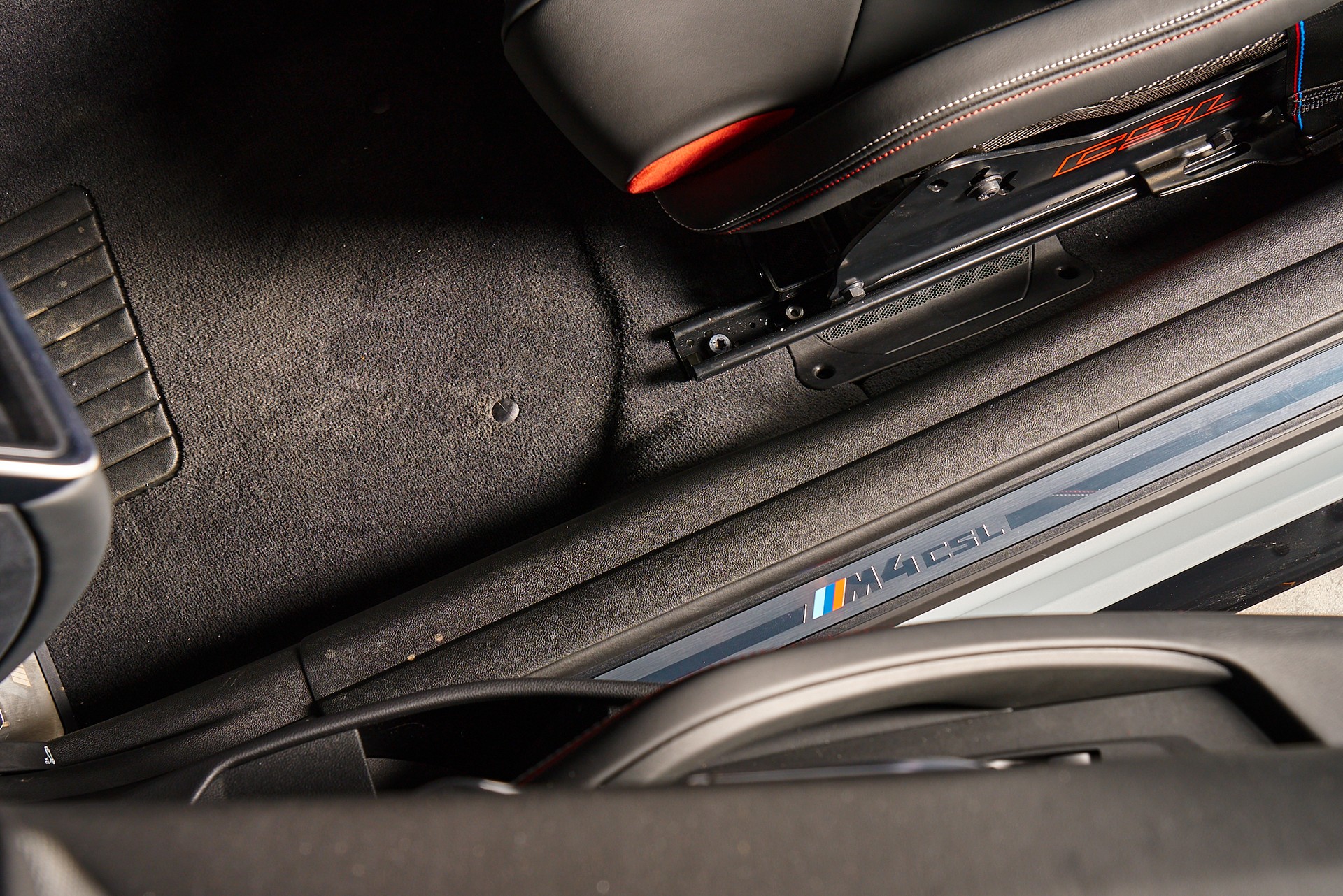 BMW M4 CSL Coupé - 10