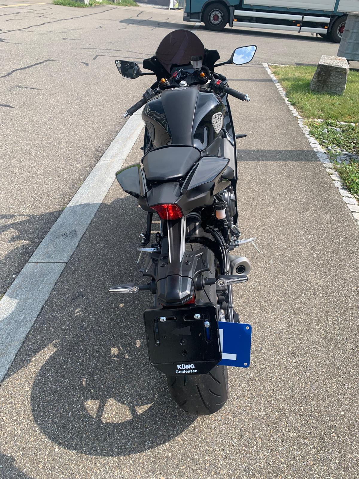 YAMAHA YZF-R7 (35kW) - 3