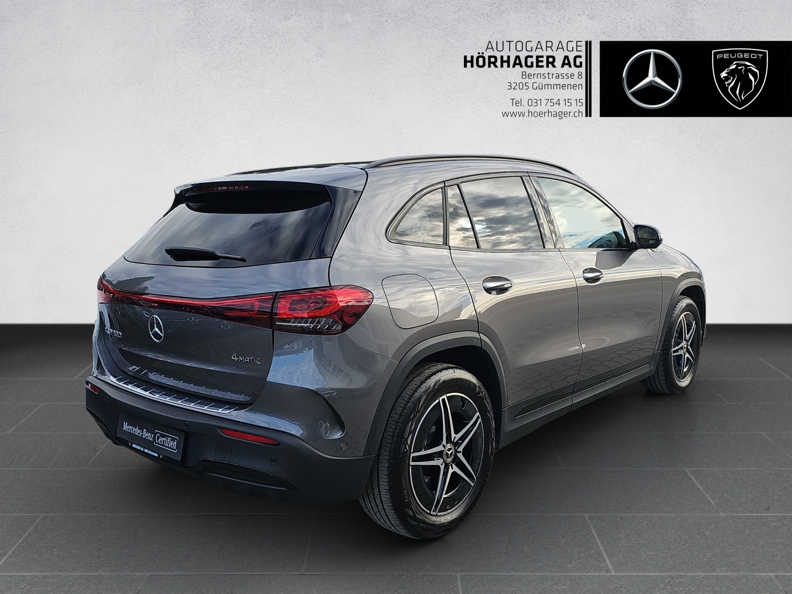 MERCEDES-BENZ EQA 300 AMG Line 4Matic - 3