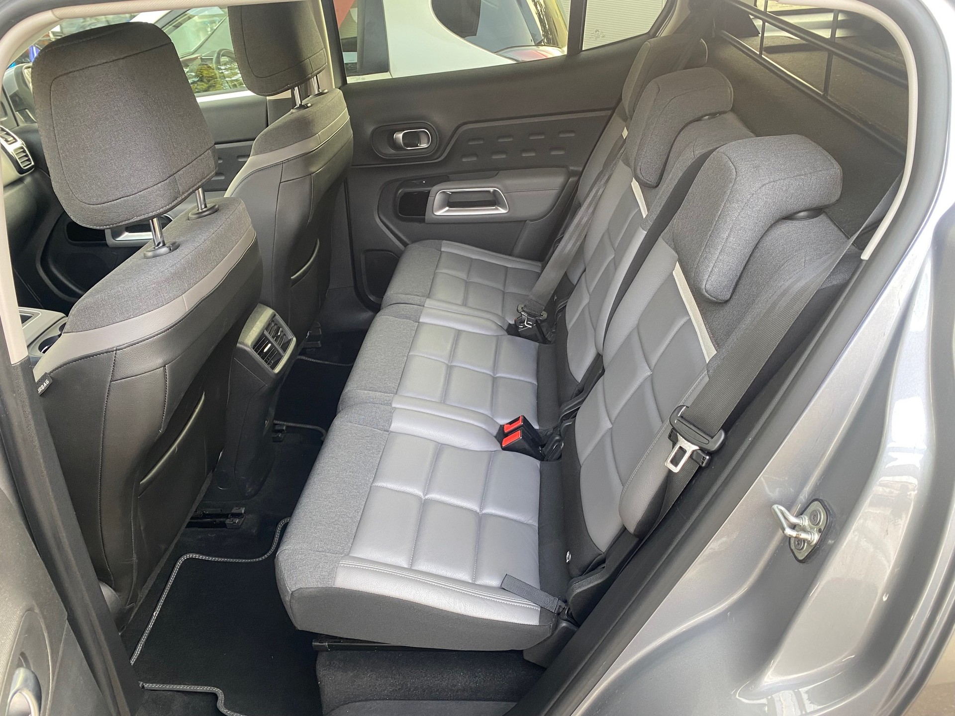 CITROEN C5 Aircross 1.5 BlueHD Feel EAT8 - 6