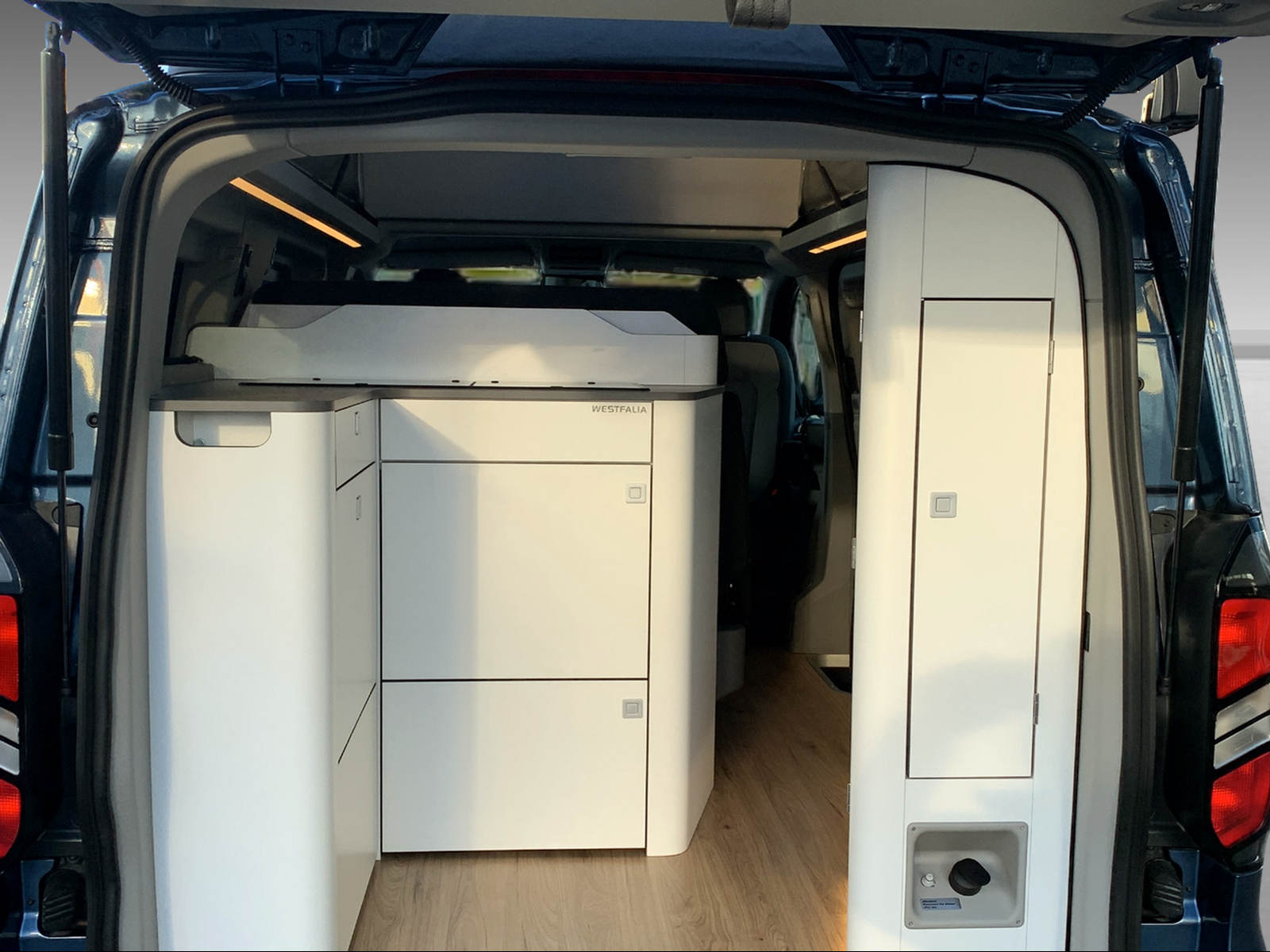 FORD Transit C Nugget 320 L1 320 L1 2.0 EcoBlue 170 Titanium - 10