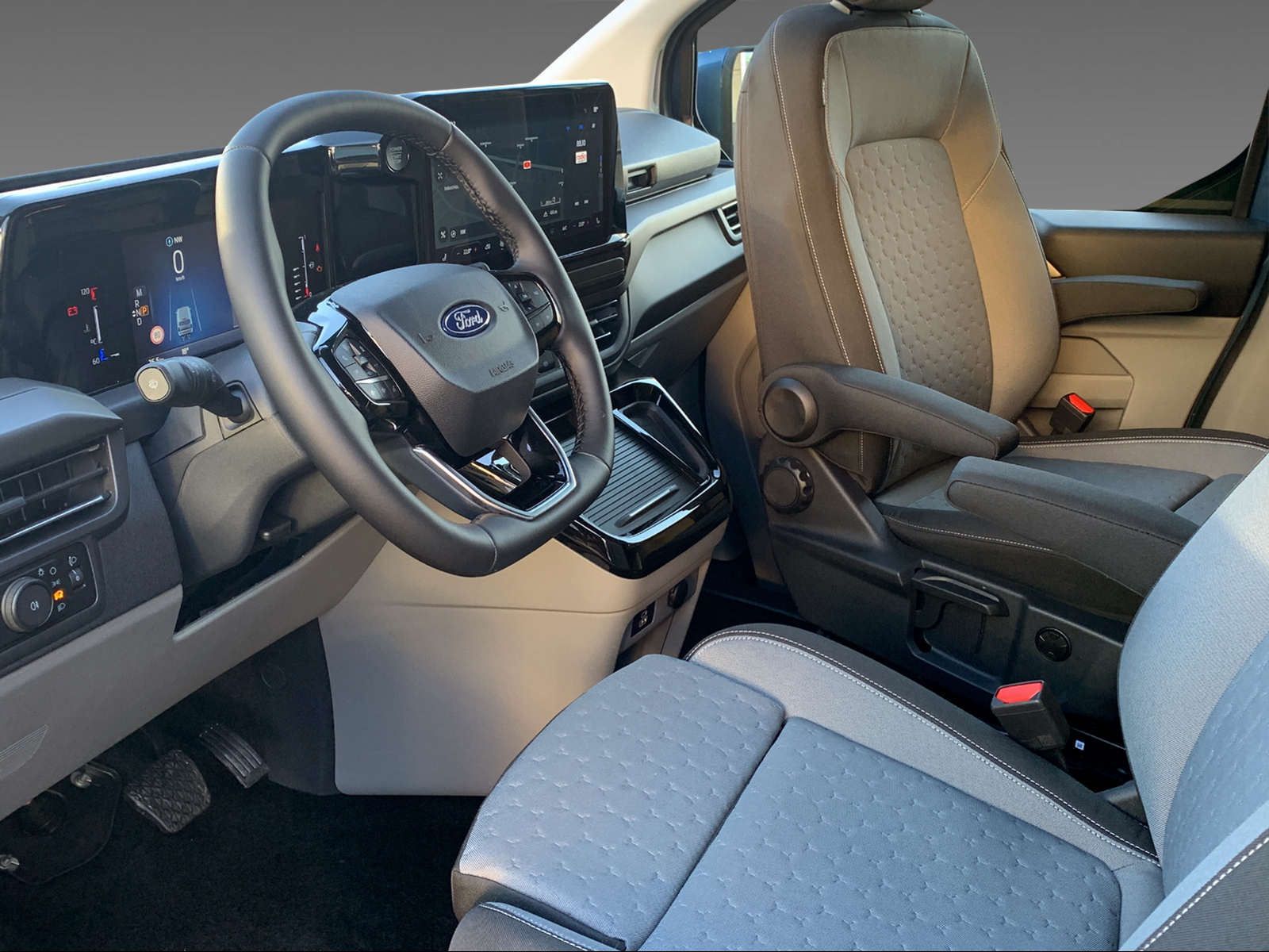 FORD Transit C Nugget 320 L1 320 L1 2.0 EcoBlue 170 Titanium - 6