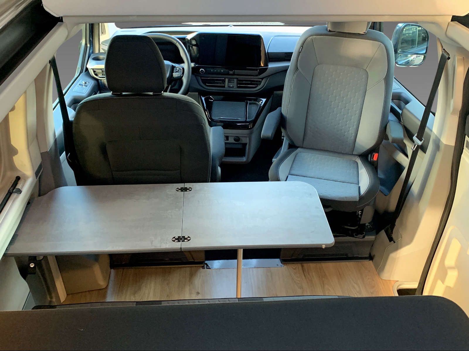 FORD Transit C Nugget 320 L1 320 L1 2.0 EcoBlue 170 Titanium - 8