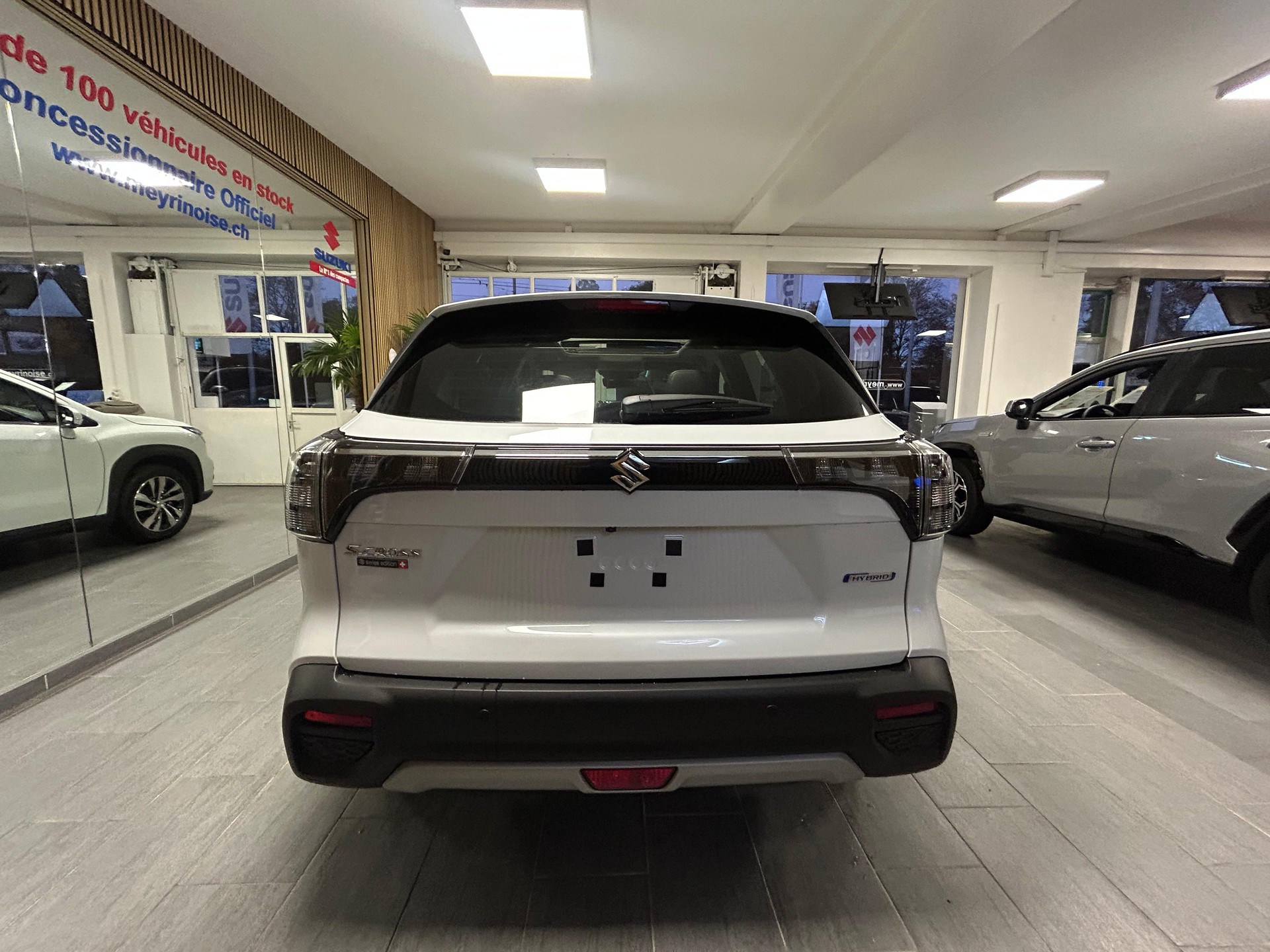 SUZUKI S-Cross 1.4 T Compact Top Hybrid 4x4 4 ROUES HIVER OFFERTES - 8