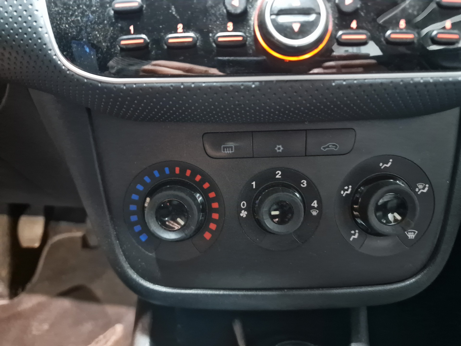 FIAT Punto Evo 1.4 16V Dynamic Neu MFK 12Mt Gara - 17