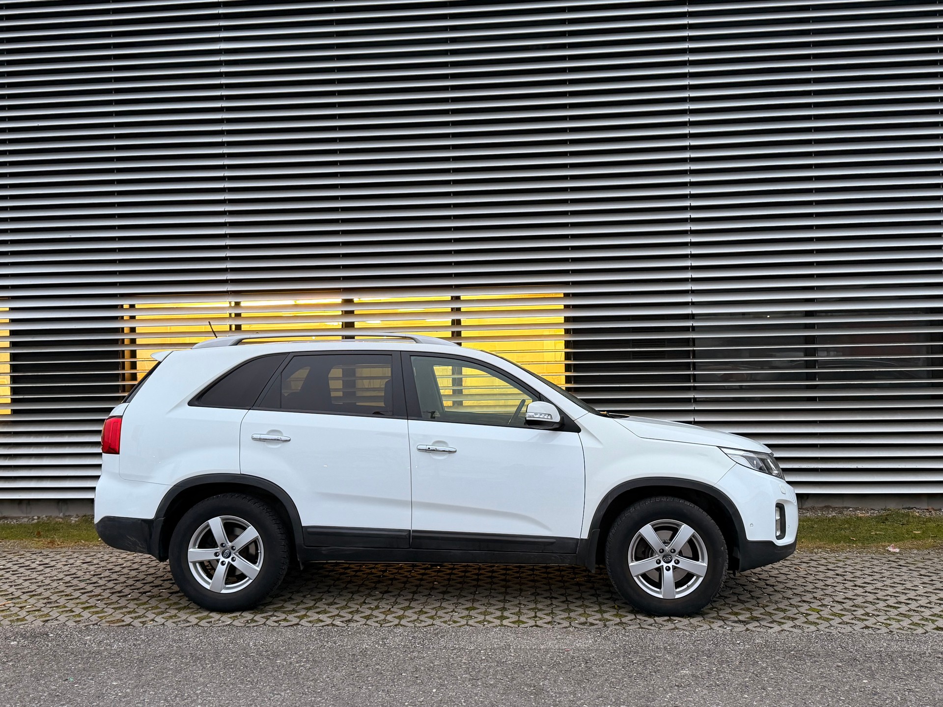 KIA Sorento 2.2 CRDI Style Automatic - 6