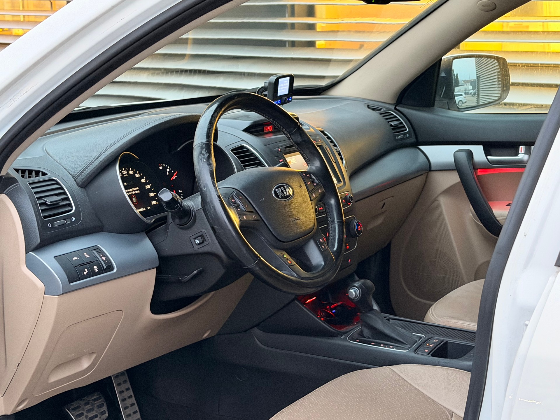 KIA Sorento 2.2 CRDI Style Automatic - 10