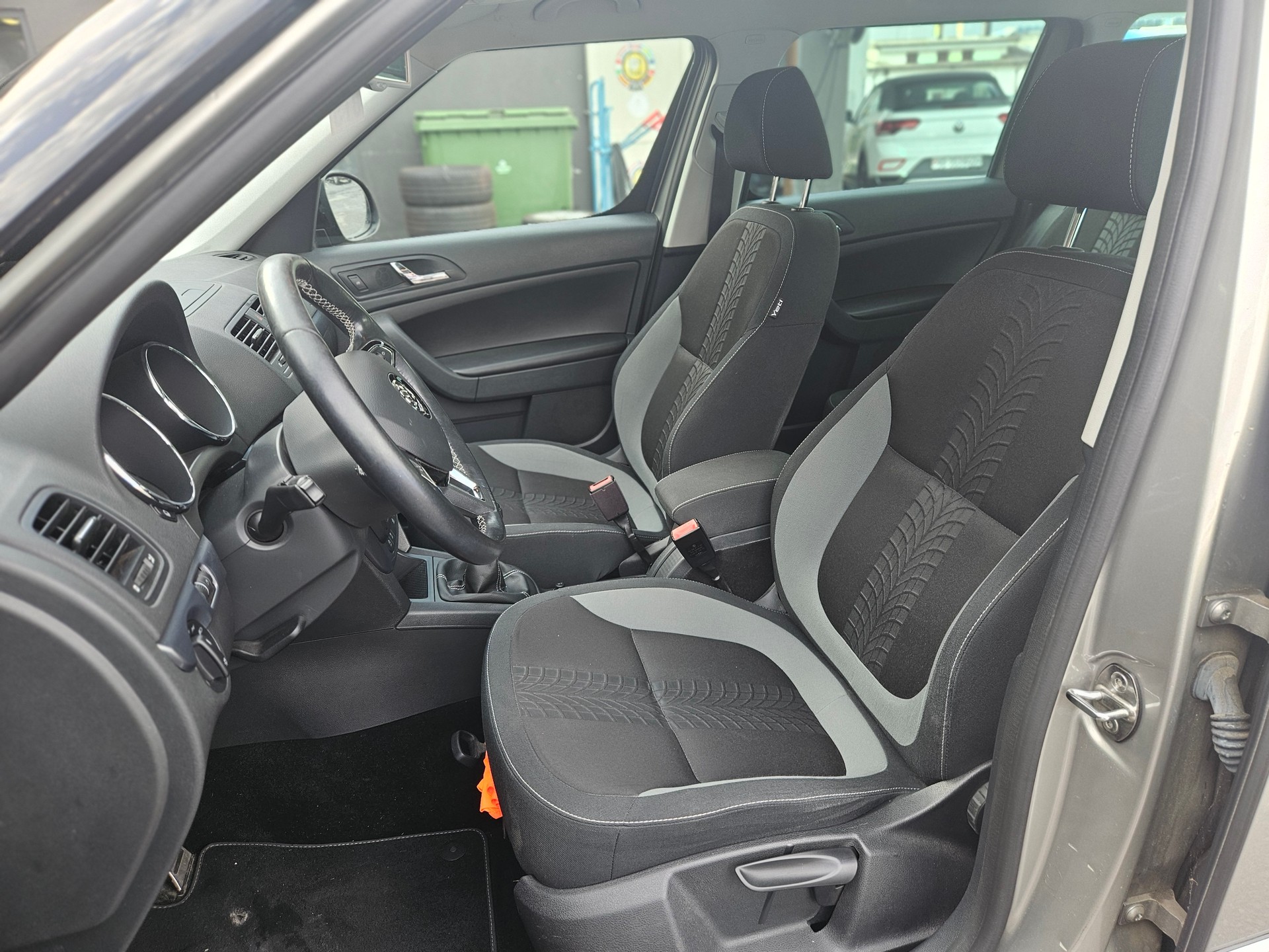 SKODA Yeti 1.4 TSI Ambition Outdoor 4x4 - 12