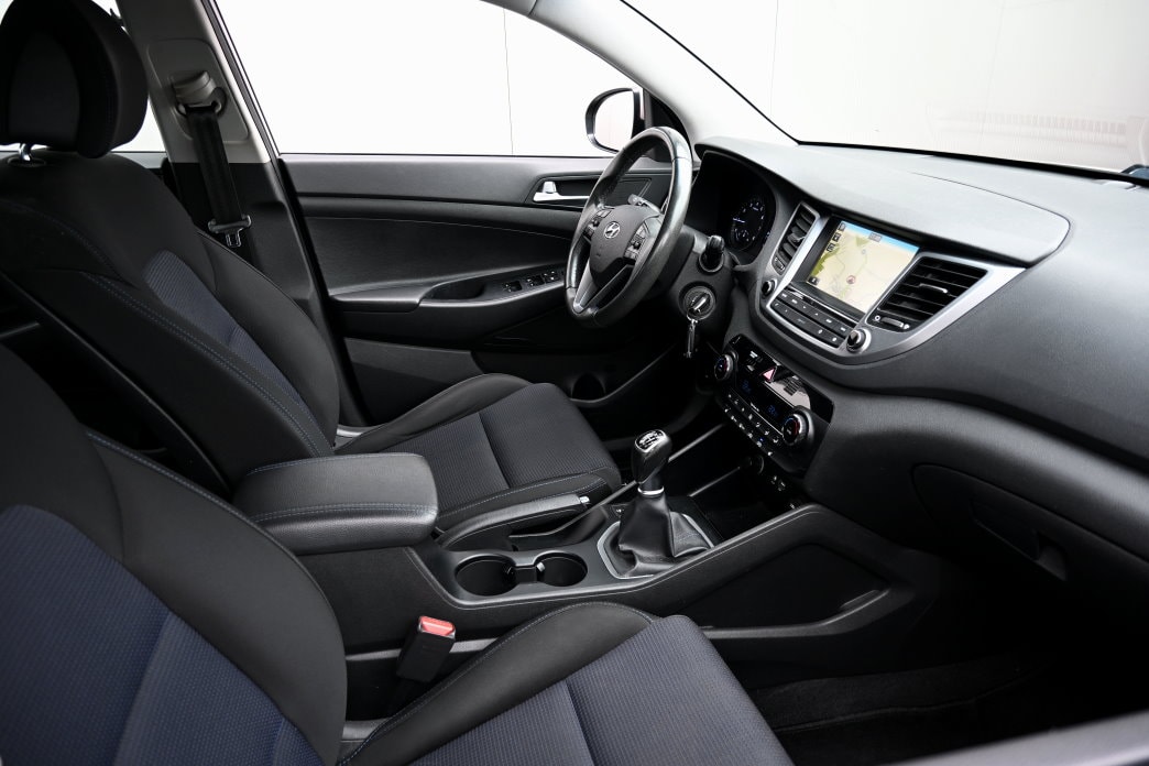 HYUNDAI Tucson 1.6 TGDI Plena - 5