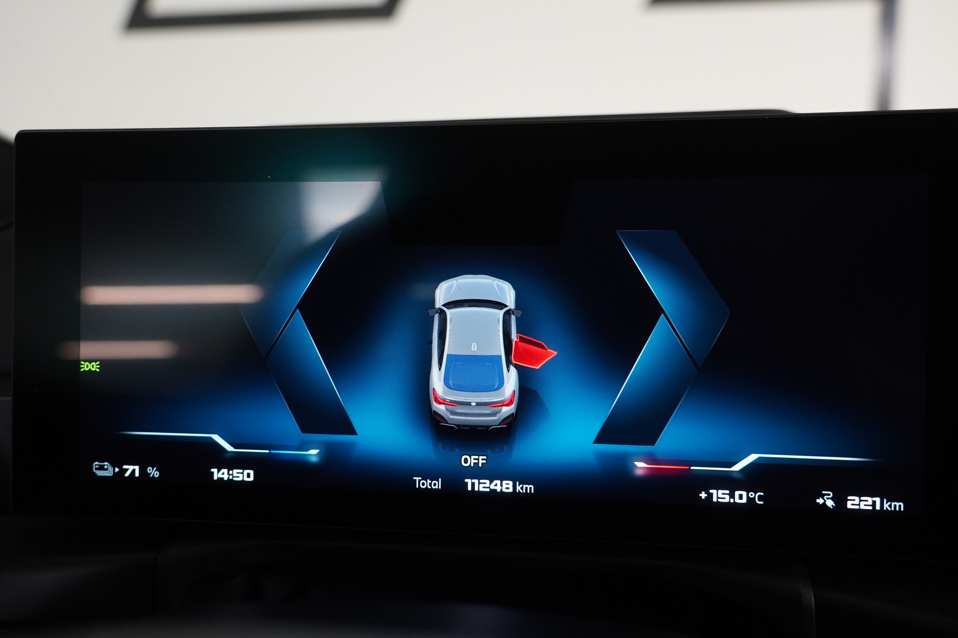 BMW i4 M60 M Sport Pro - 23