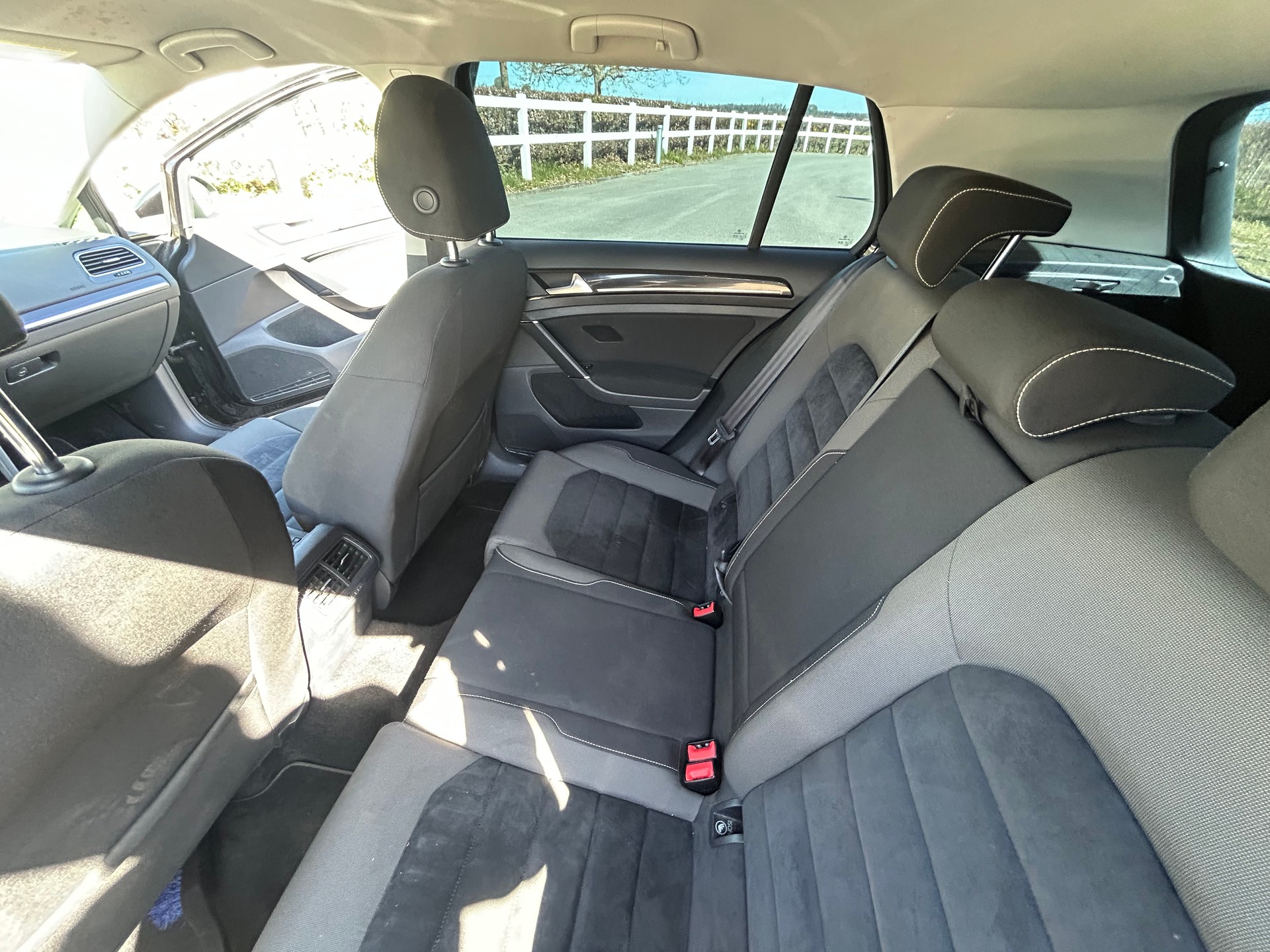 VW Golf 2.0 TDI Highline - 13