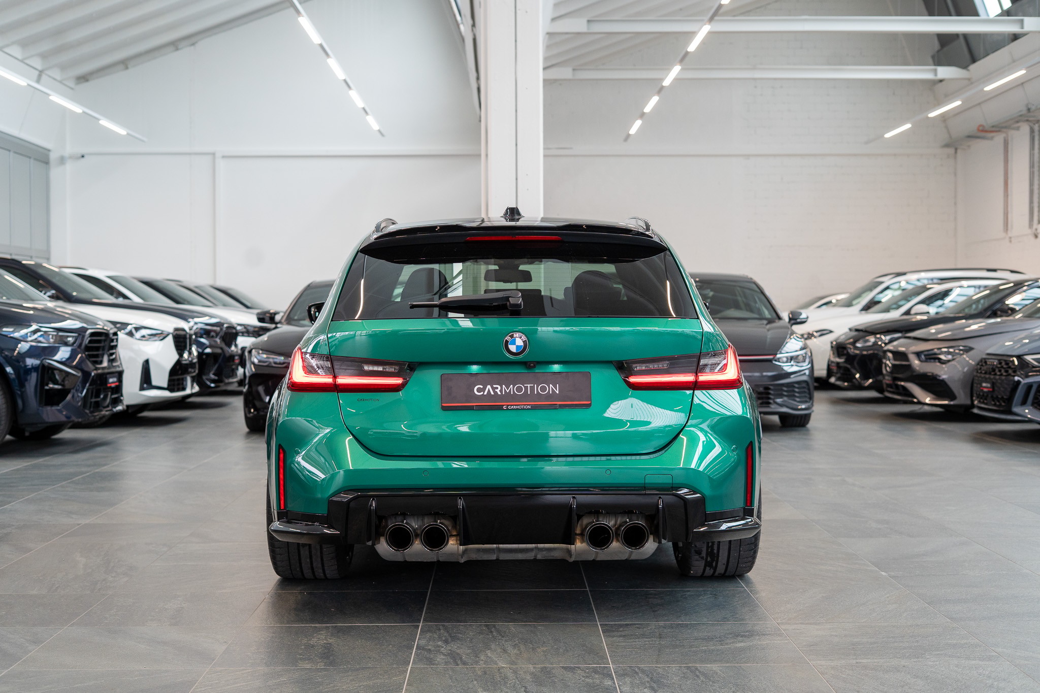 M3 Competition xDrive Touring / LCI / Carbon Paket / Alcantara Lenkrad /