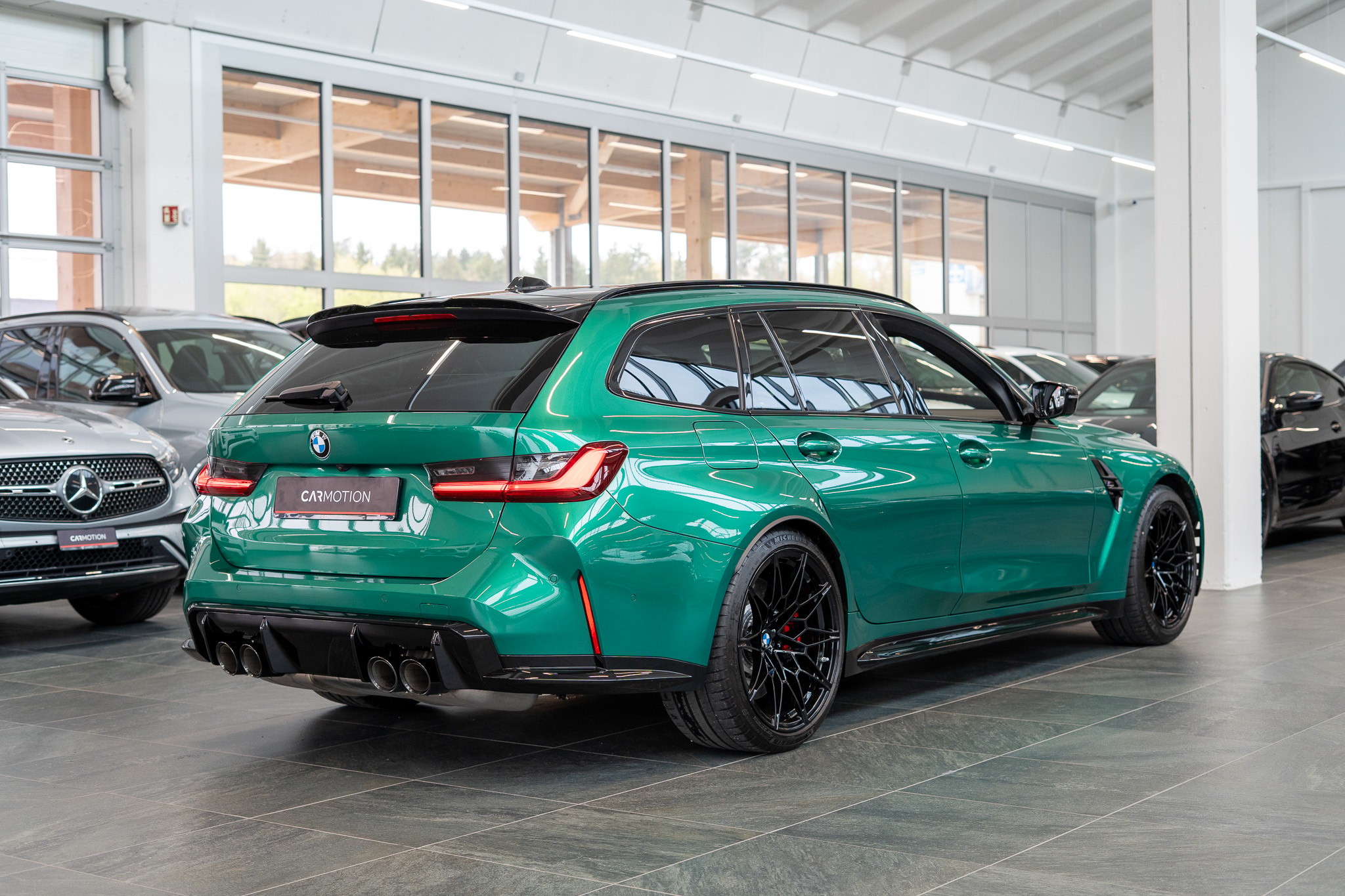 M3 Competition xDrive Touring / LCI / Carbon Paket / Alcantara Lenkrad /