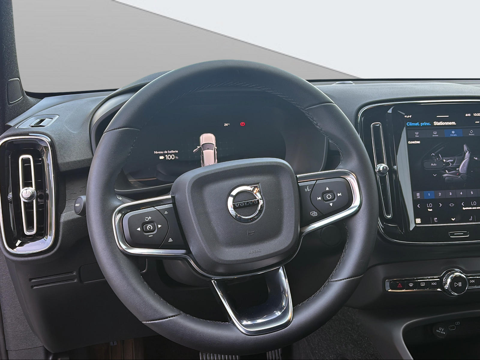 VOLVO XC40 Recharge P6 Plus FWD - 12