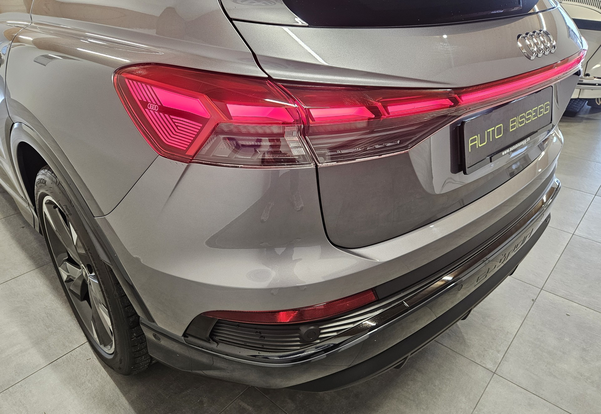 AUDI Q4 Sportback e-tron 55 quattro S-Line Modell 2025 - 6