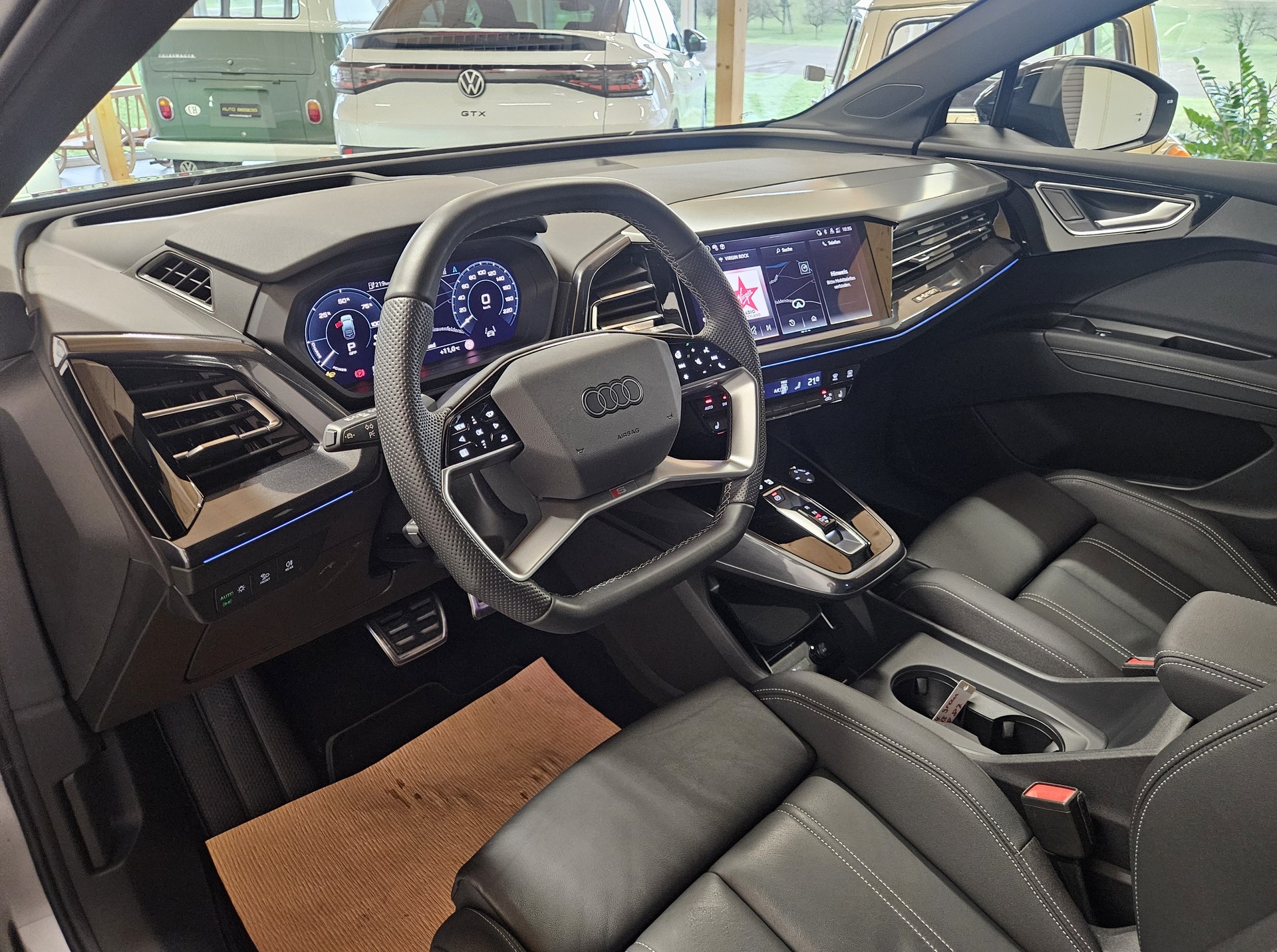 AUDI Q4 Sportback e-tron 55 quattro S-Line Modell 2025 - 12