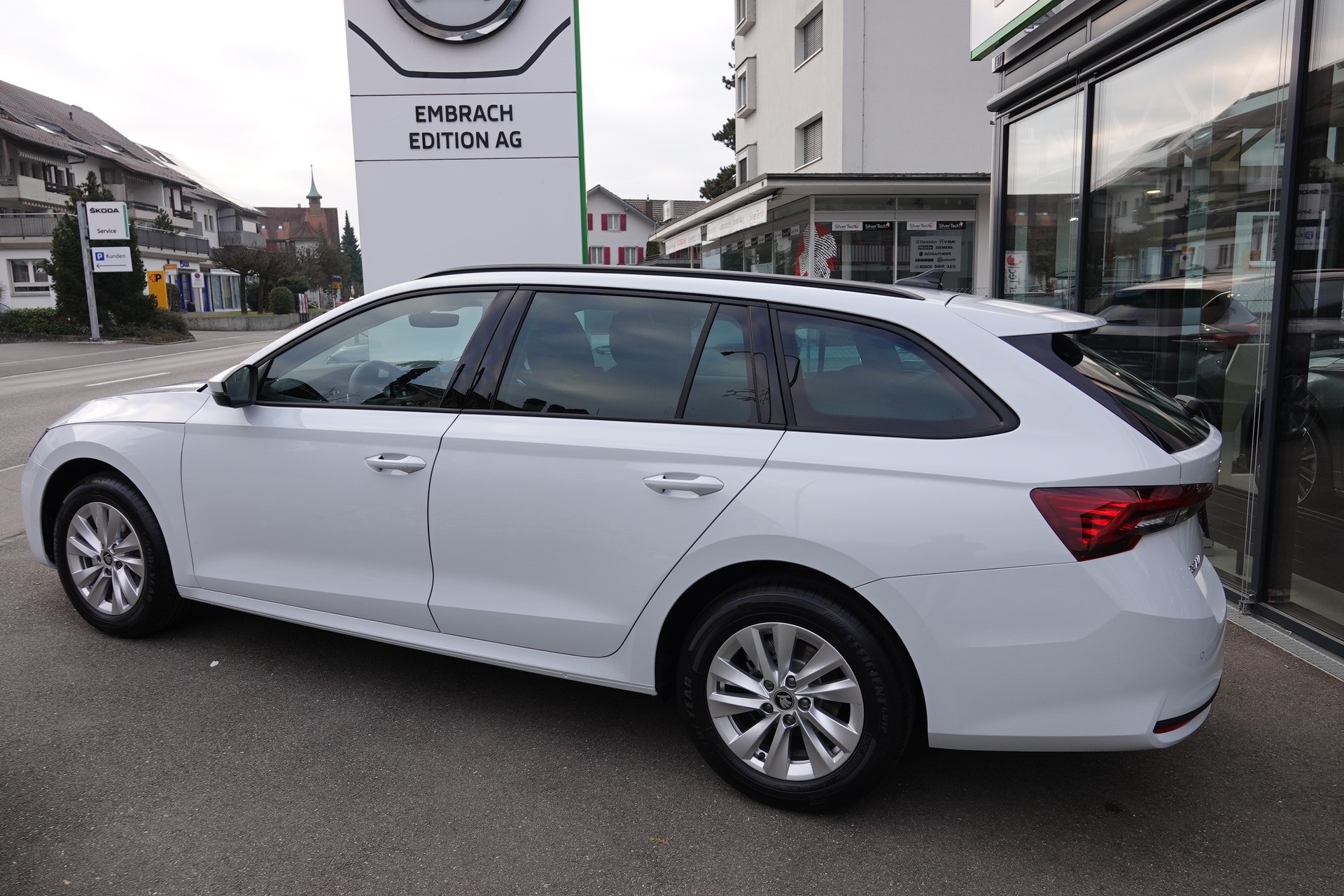 SKODA Octavia 1.5 TSI mHEV Sel. - 6