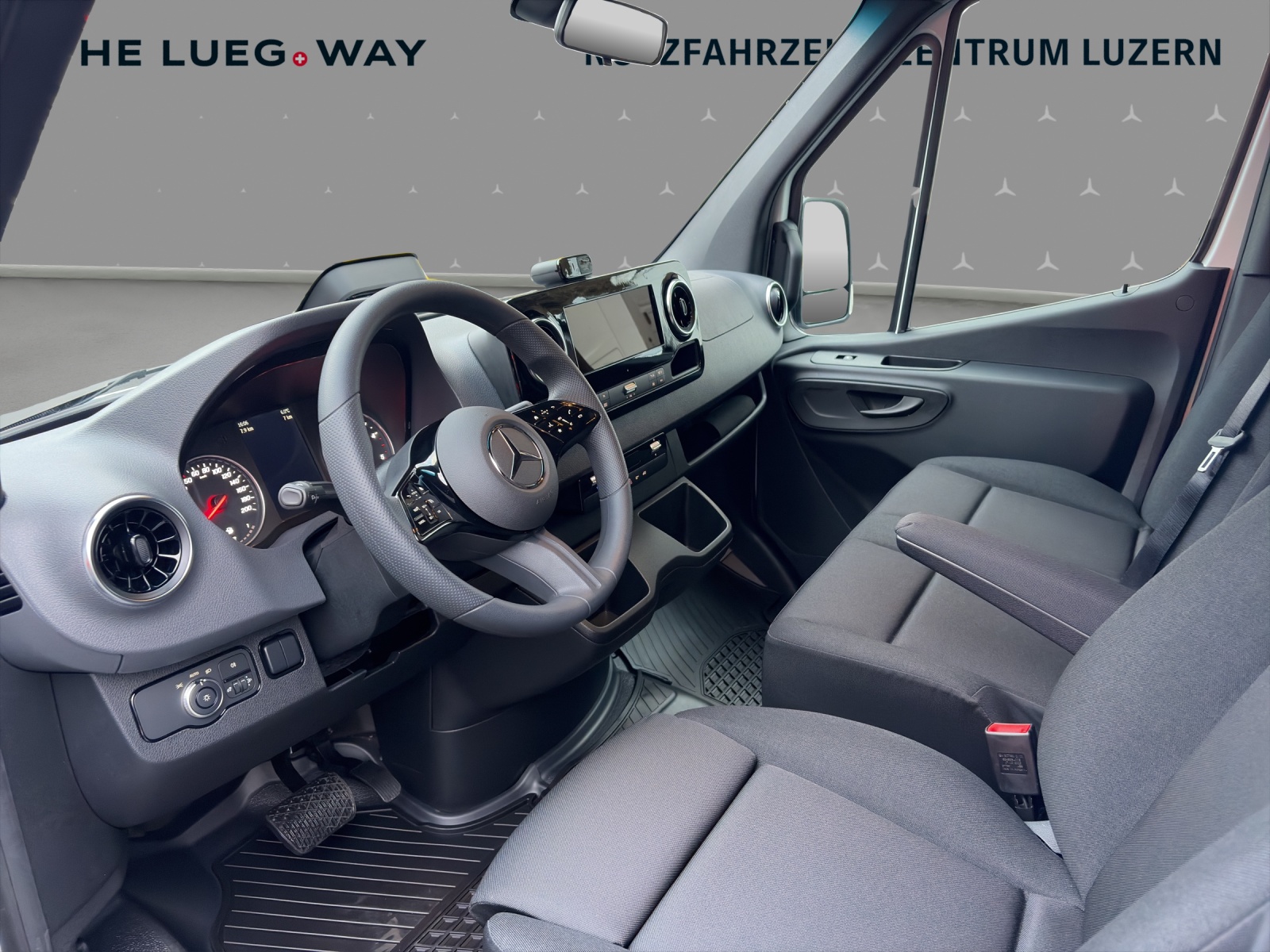 MERCEDES-BENZ Sprinter 319 CDI S Pro 9G-TRONIC - 11