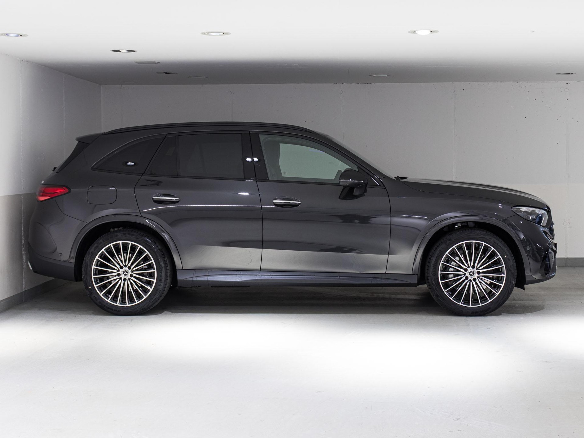 MERCEDES-BENZ GLC 200 4MATIC - 2