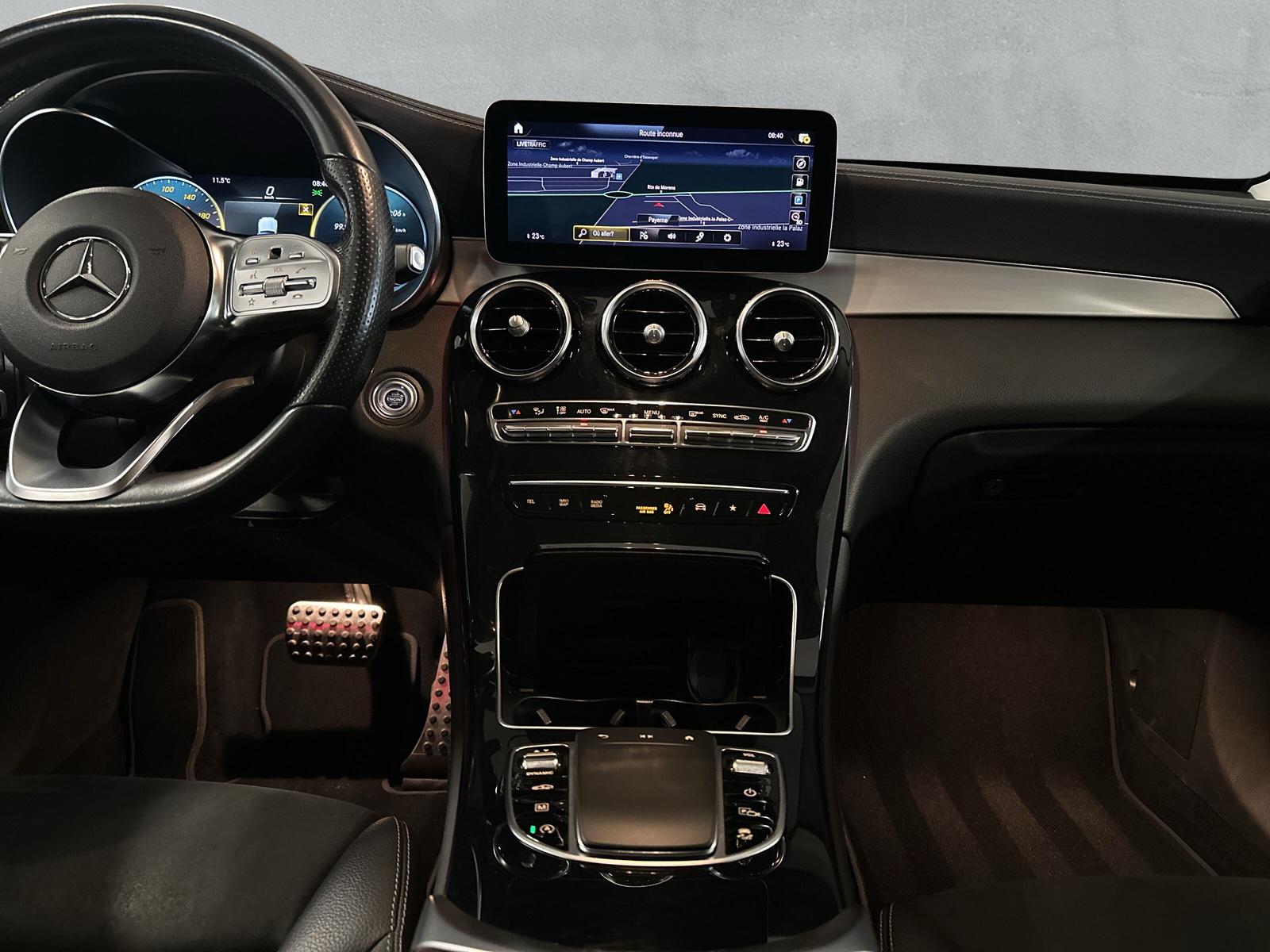 MERCEDES-BENZ GLC 300 d AMG Line 4 Matic (CH) - 14