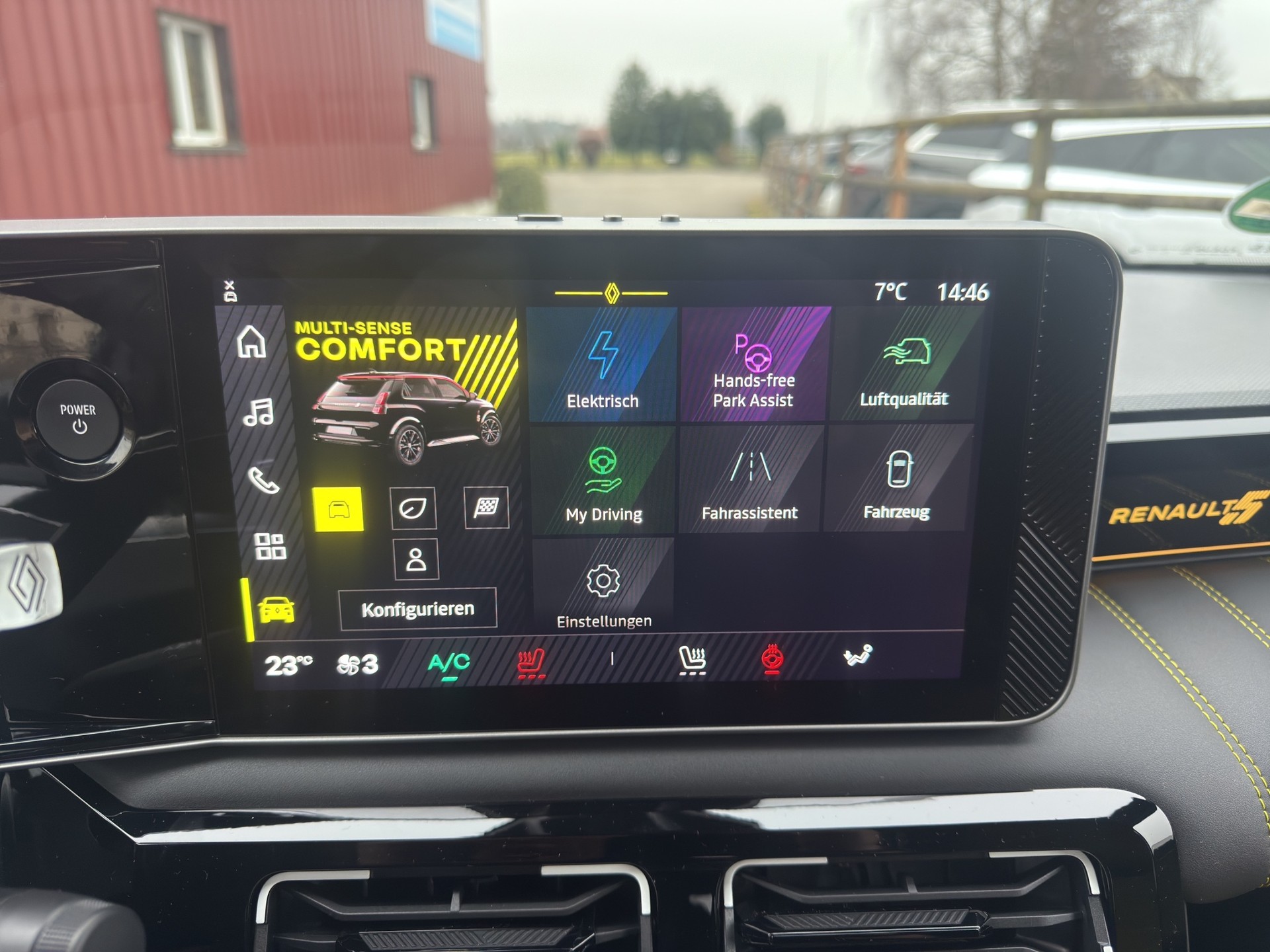 RENAULT R5 E-Tech Comfort Range iconic five - 31