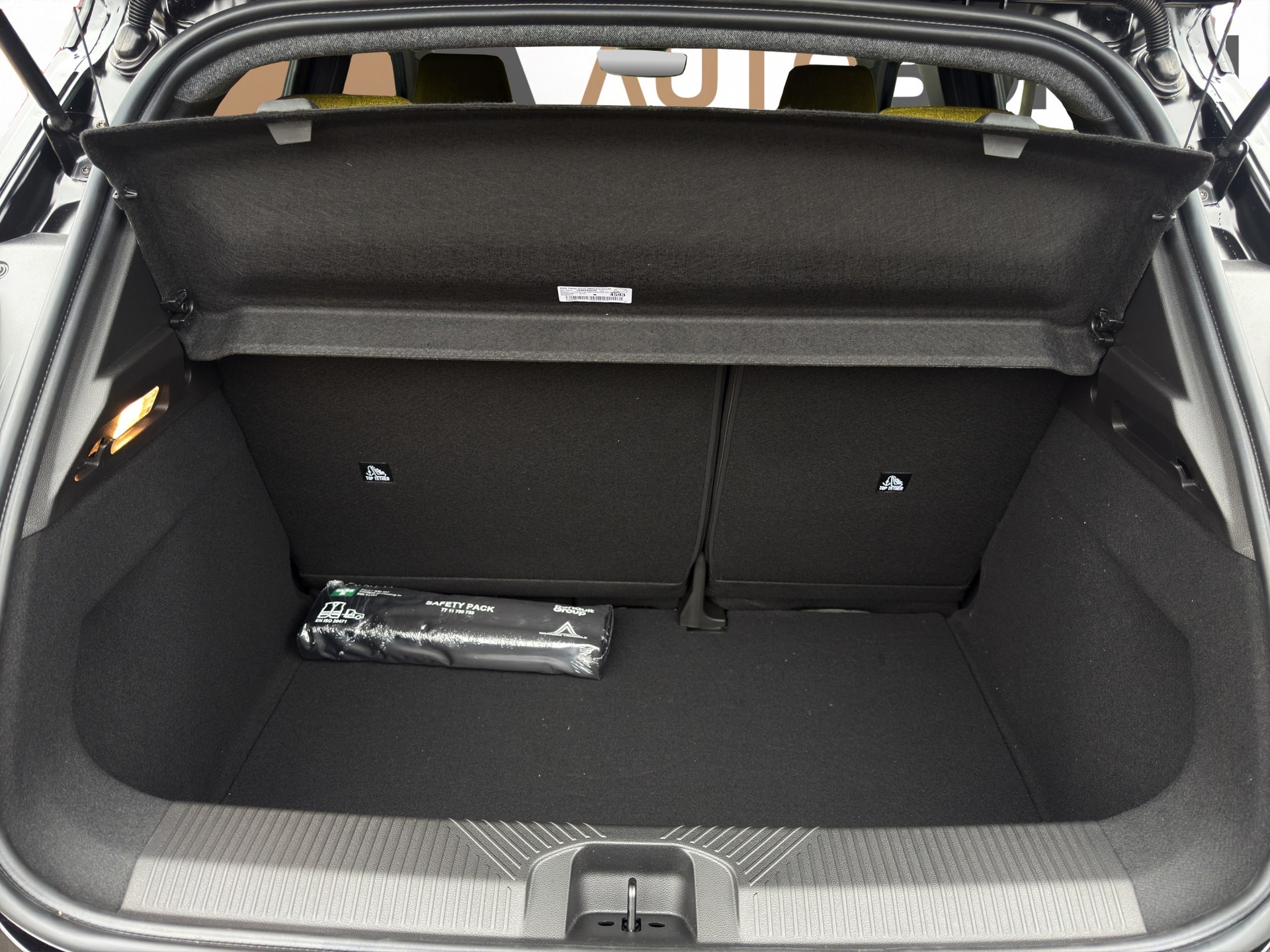 RENAULT R5 E-Tech Comfort Range iconic five - 19