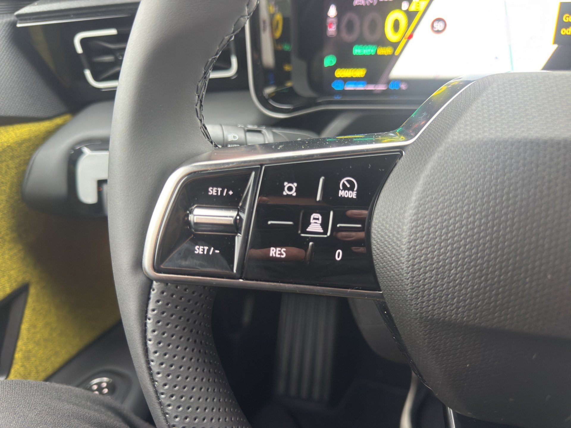 RENAULT R5 E-Tech Comfort Range iconic five - 29