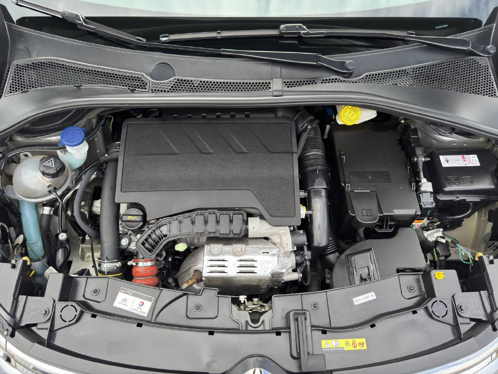 CITROEN C3 1.2 PureTech Shine - 10