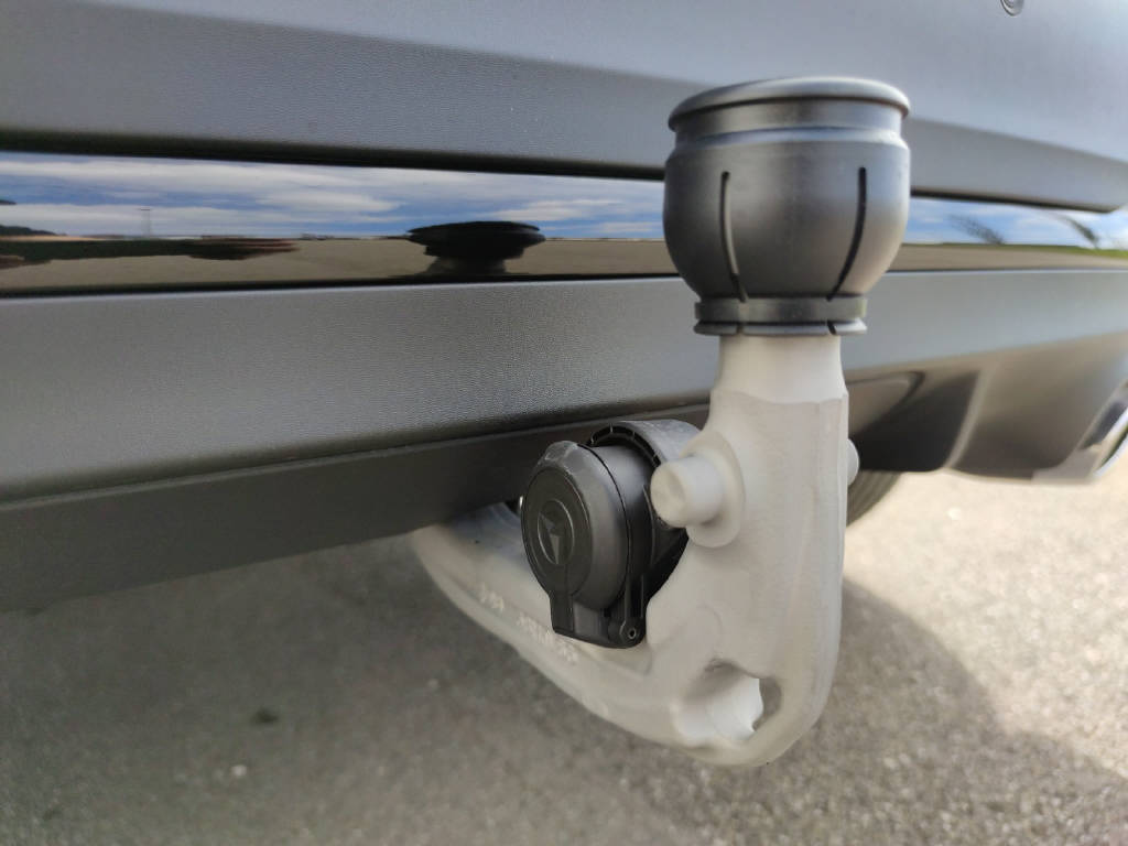 MERCEDES-BENZ GLA 220 d AMG Line 4Matic Swiss Star - 11