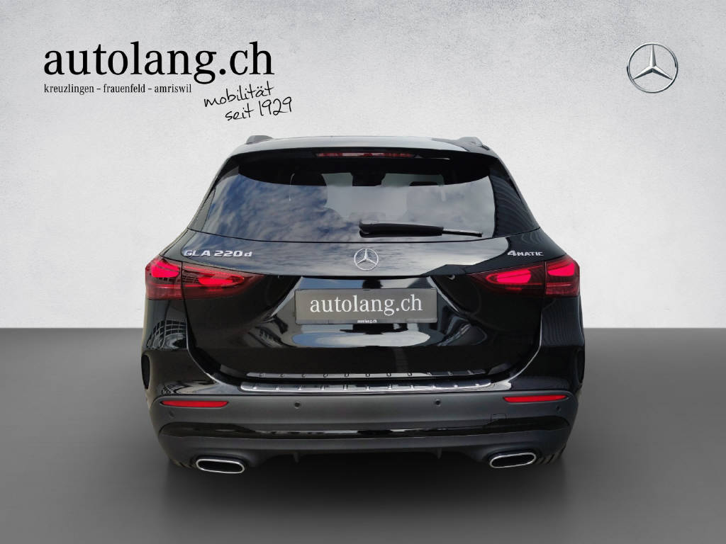 MERCEDES-BENZ GLA 220 d AMG Line 4Matic Swiss Star - 16