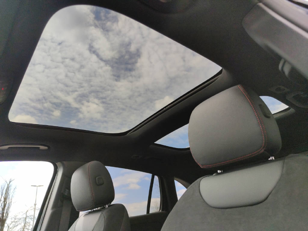 MERCEDES-BENZ GLA 220 d AMG Line 4Matic Swiss Star - 6