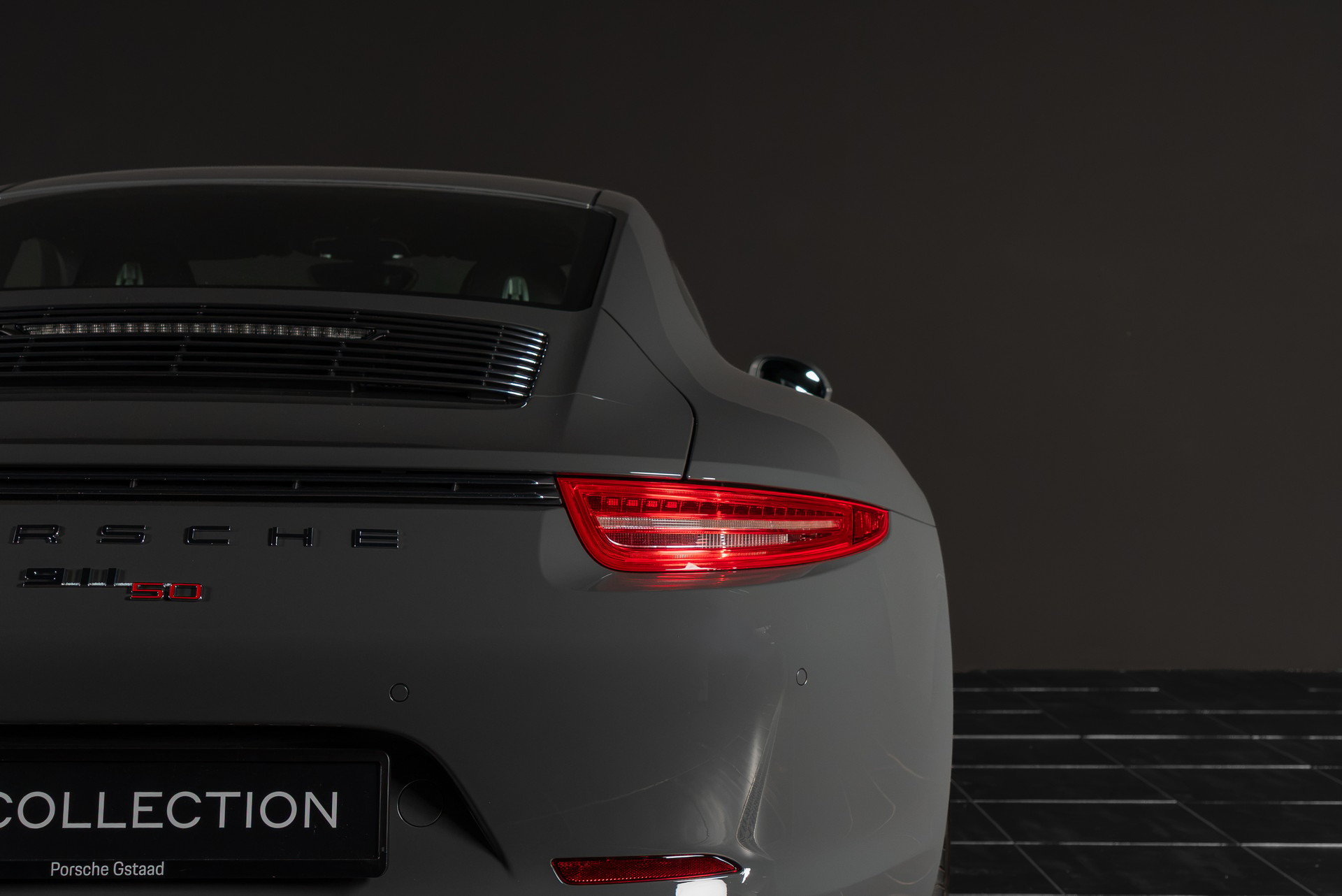 PORSCHE 911 Carrera S 50 Years - 18