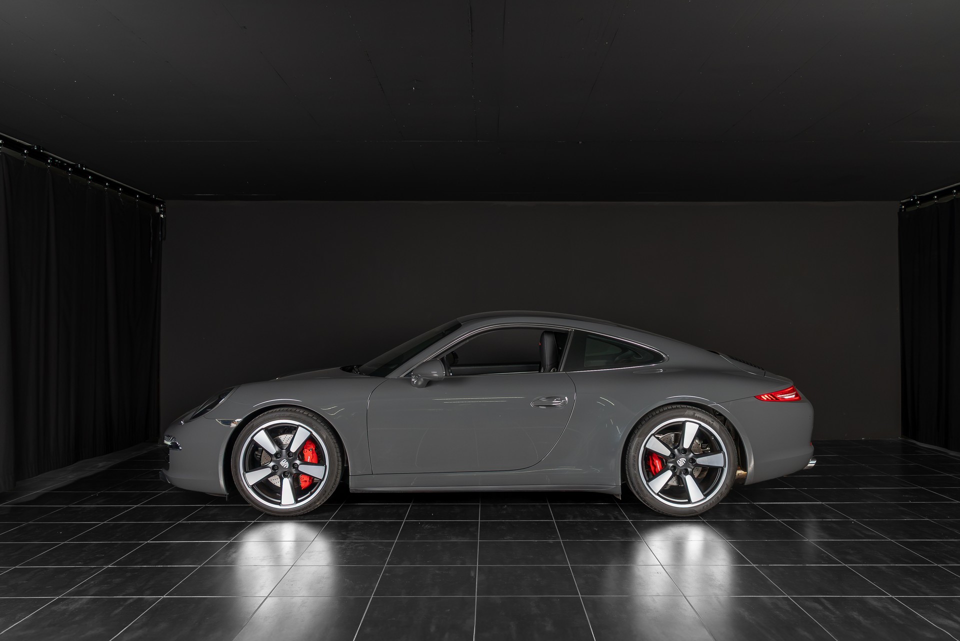 PORSCHE 911 Carrera S 50 Years - 2